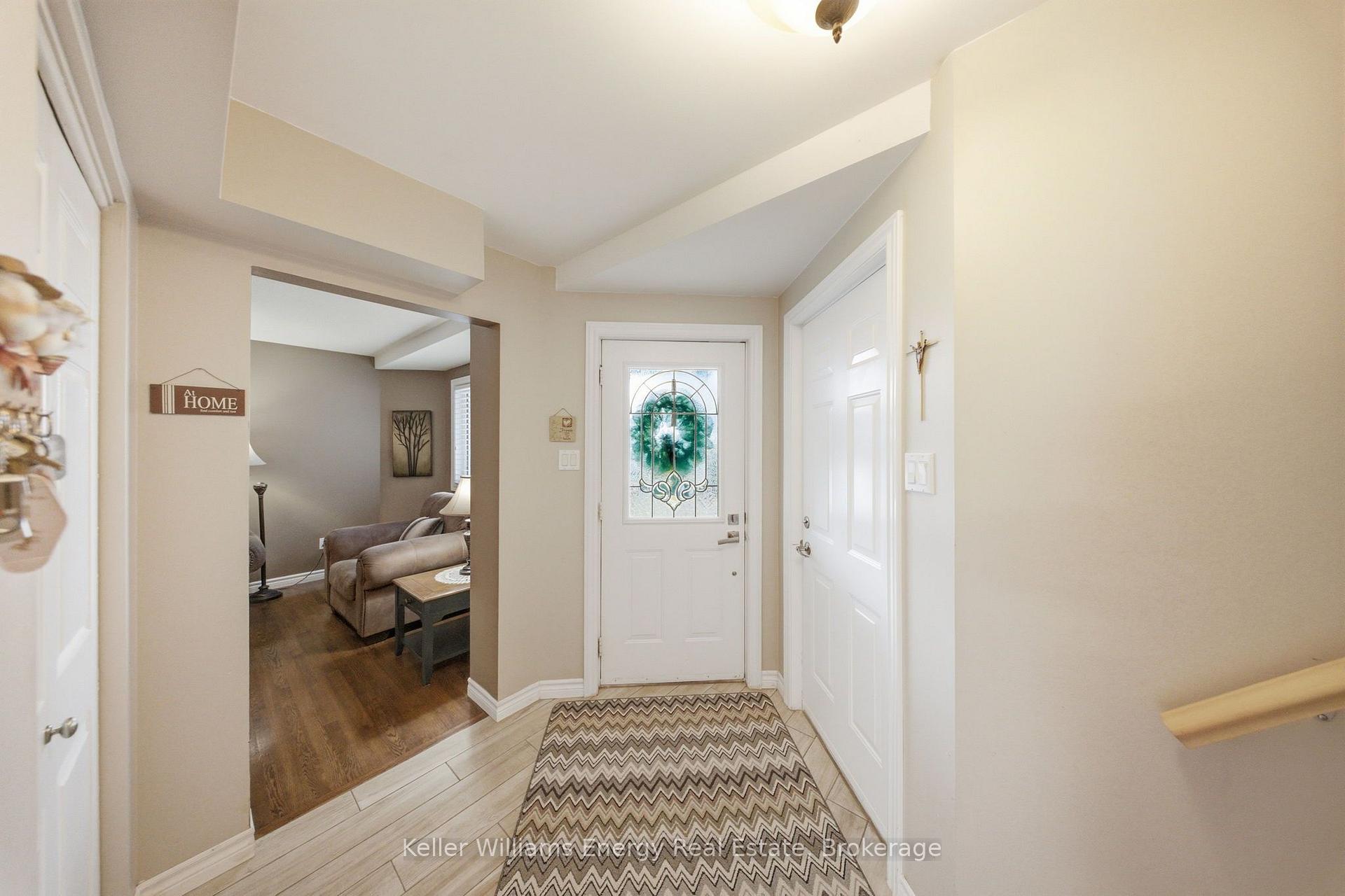 Photo 5 of 216 Gallagher Street, Peterborough, Northcrest Ward 5 — HOMEH