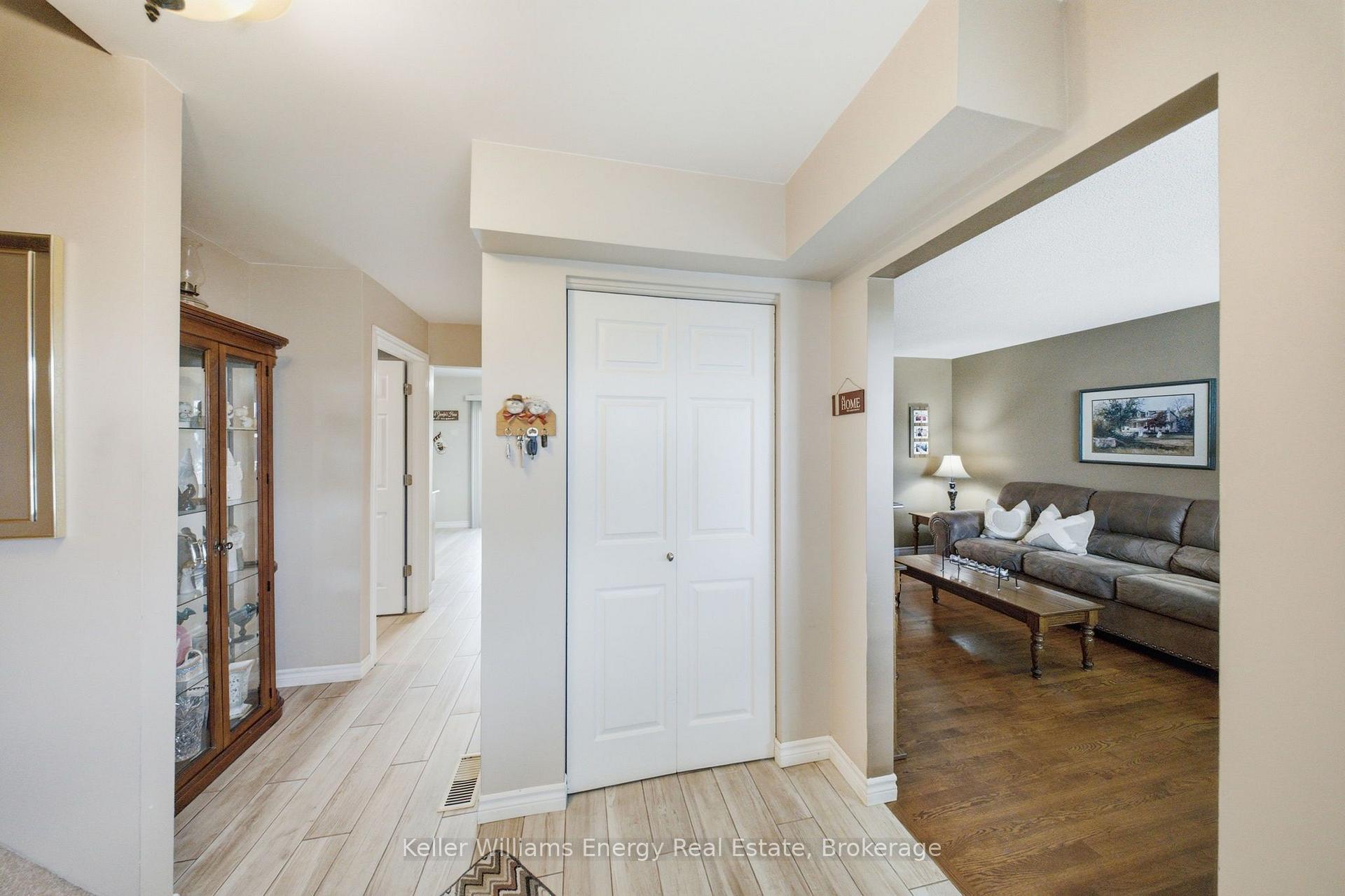 Photo 6 of 216 Gallagher Street, Peterborough, Northcrest Ward 5 — HOMEH