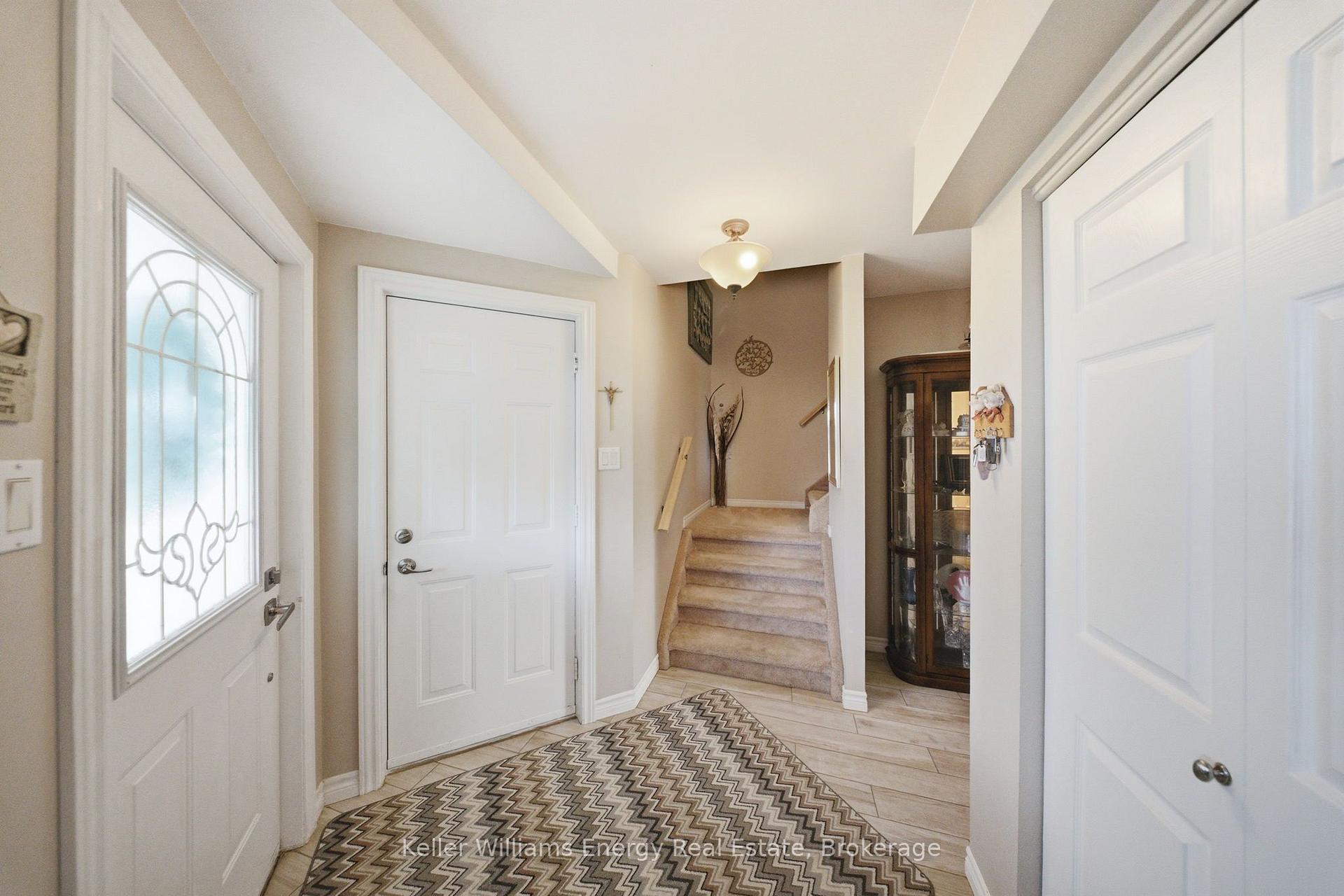 Photo 7 of 216 Gallagher Street, Peterborough, Northcrest Ward 5 — HOMEH