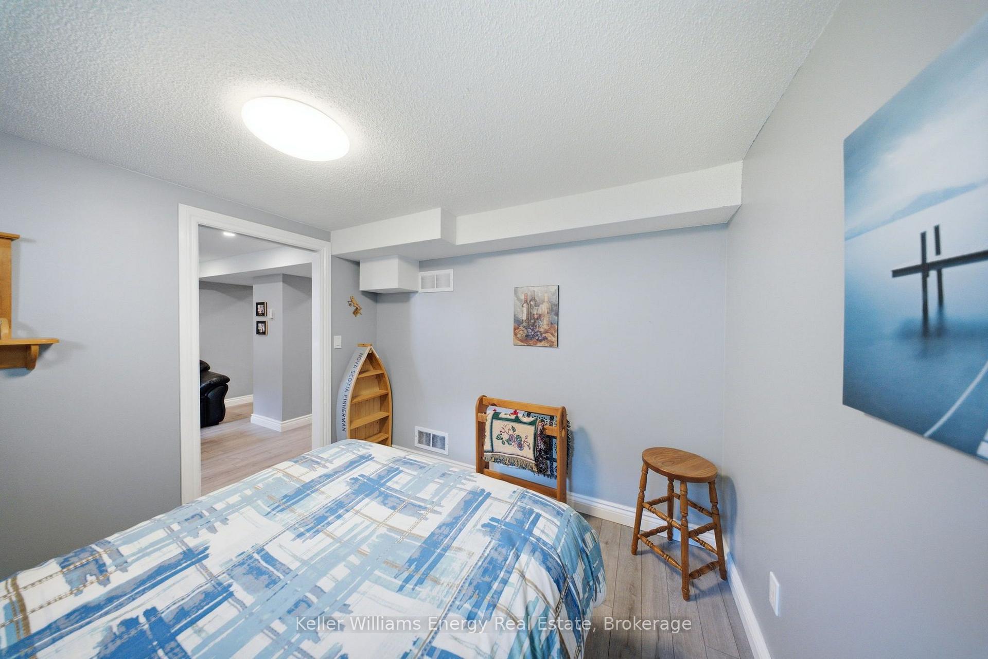 Photo 37 of 216 Gallagher Street, Peterborough, Northcrest Ward 5 — HOMEH