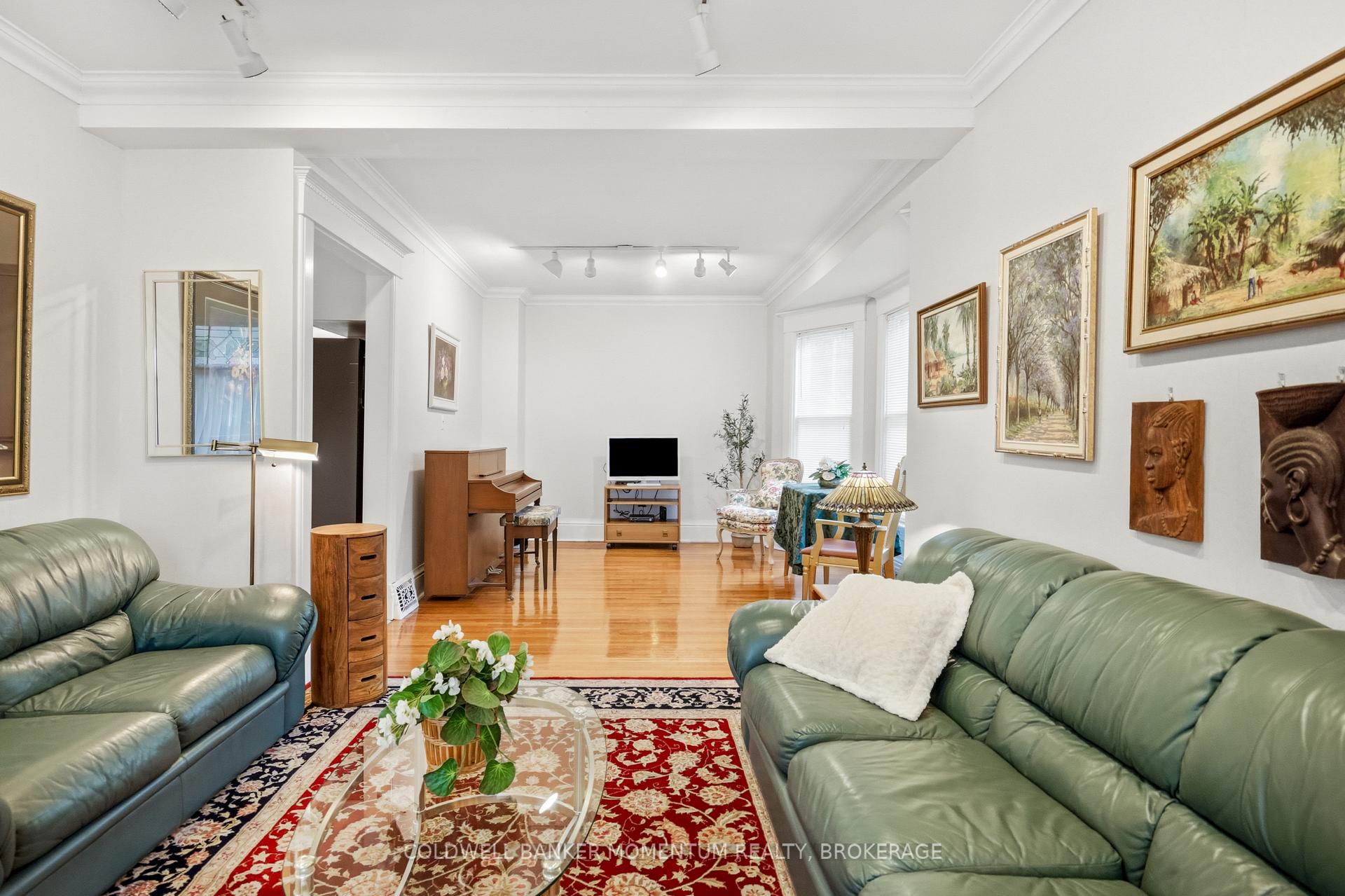 Photo 17 of 3973 St Peter Avenue, Niagara Falls, Stamford — HOMEH