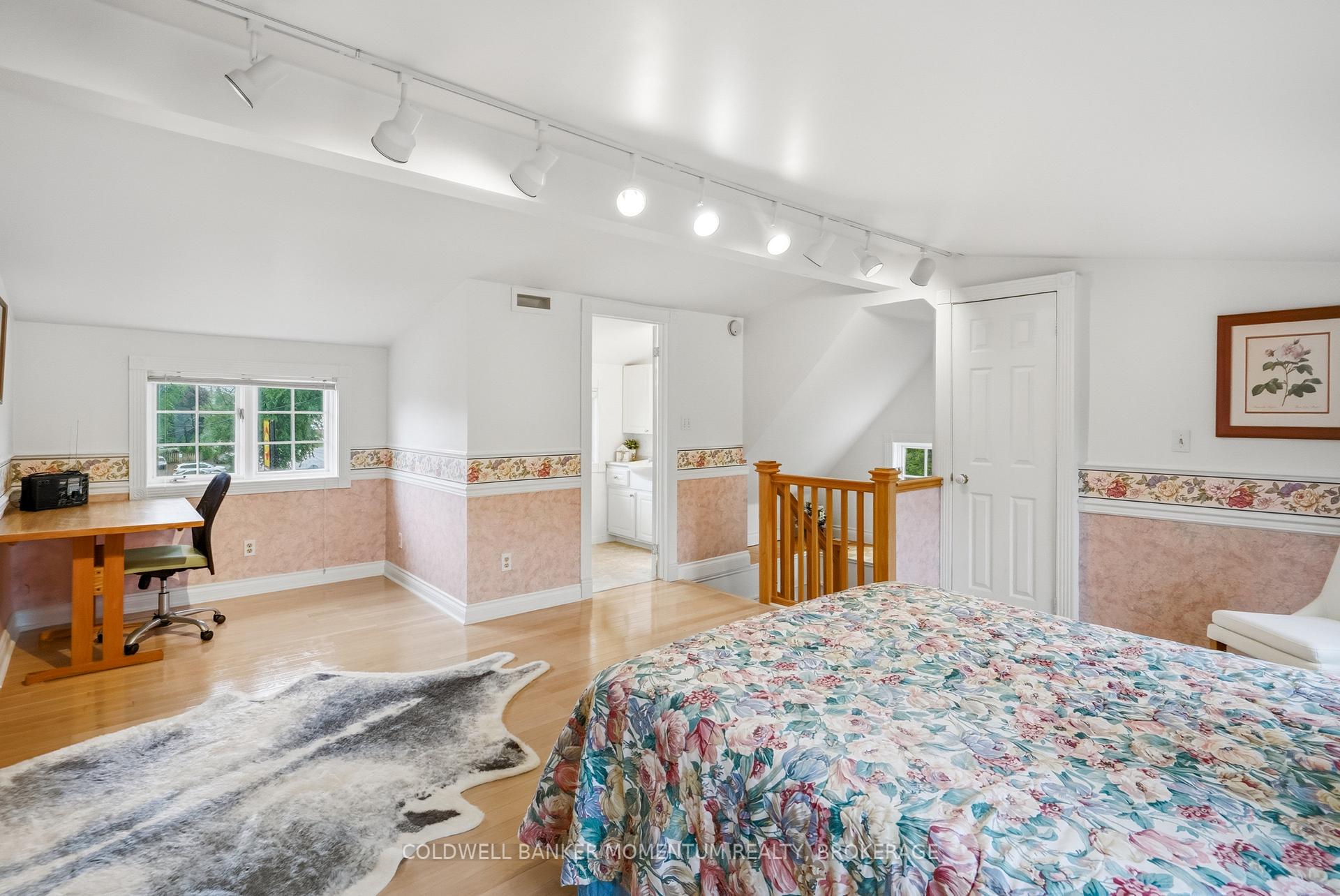 Photo 26 of 3973 St Peter Avenue, Niagara Falls, Stamford — HOMEH