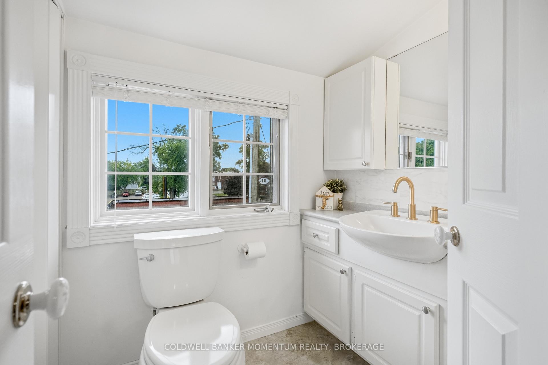 Photo 27 of 3973 St Peter Avenue, Niagara Falls, Stamford — HOMEH