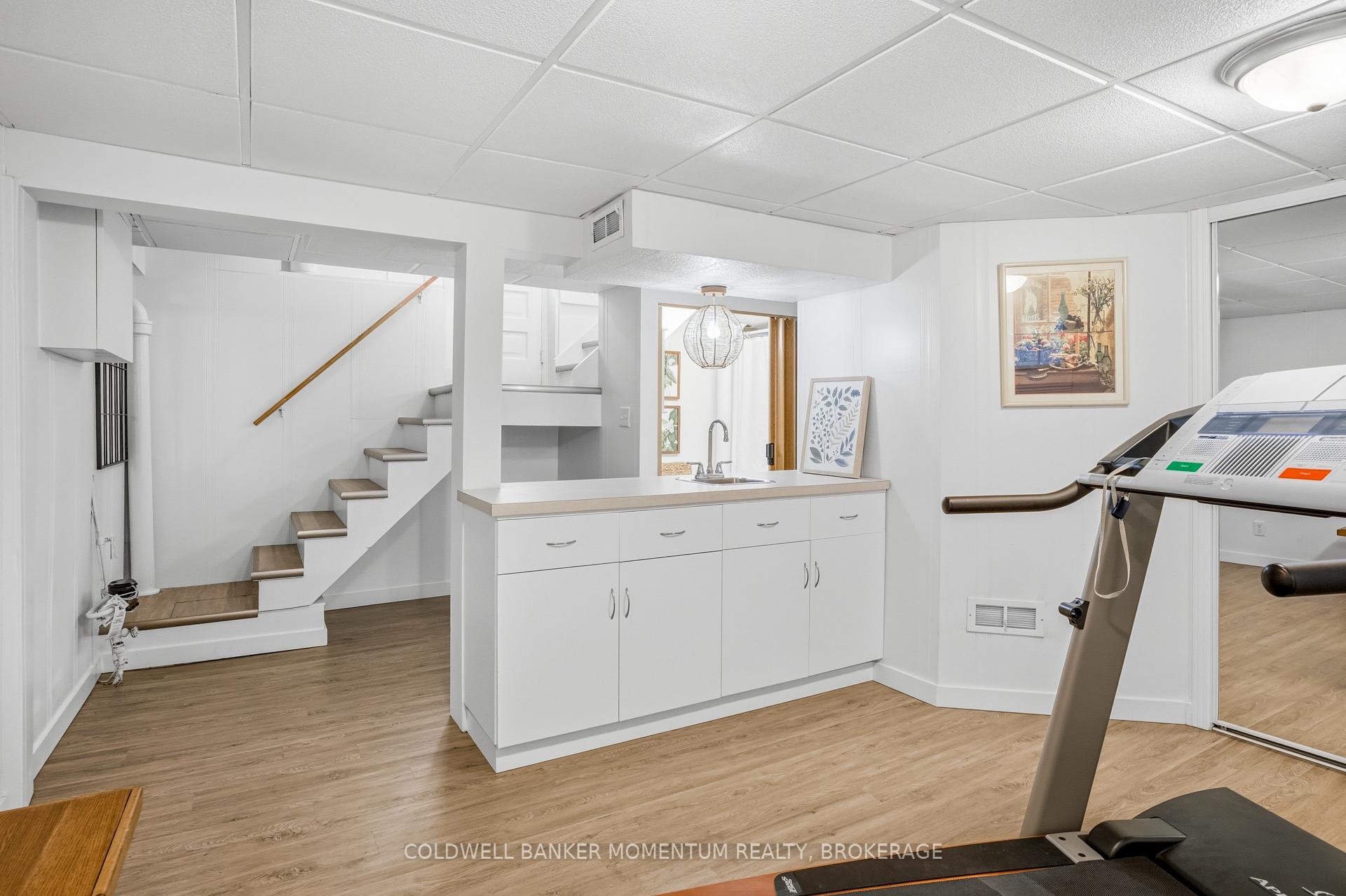 Photo 28 of 3973 St Peter Avenue, Niagara Falls, Stamford — HOMEH