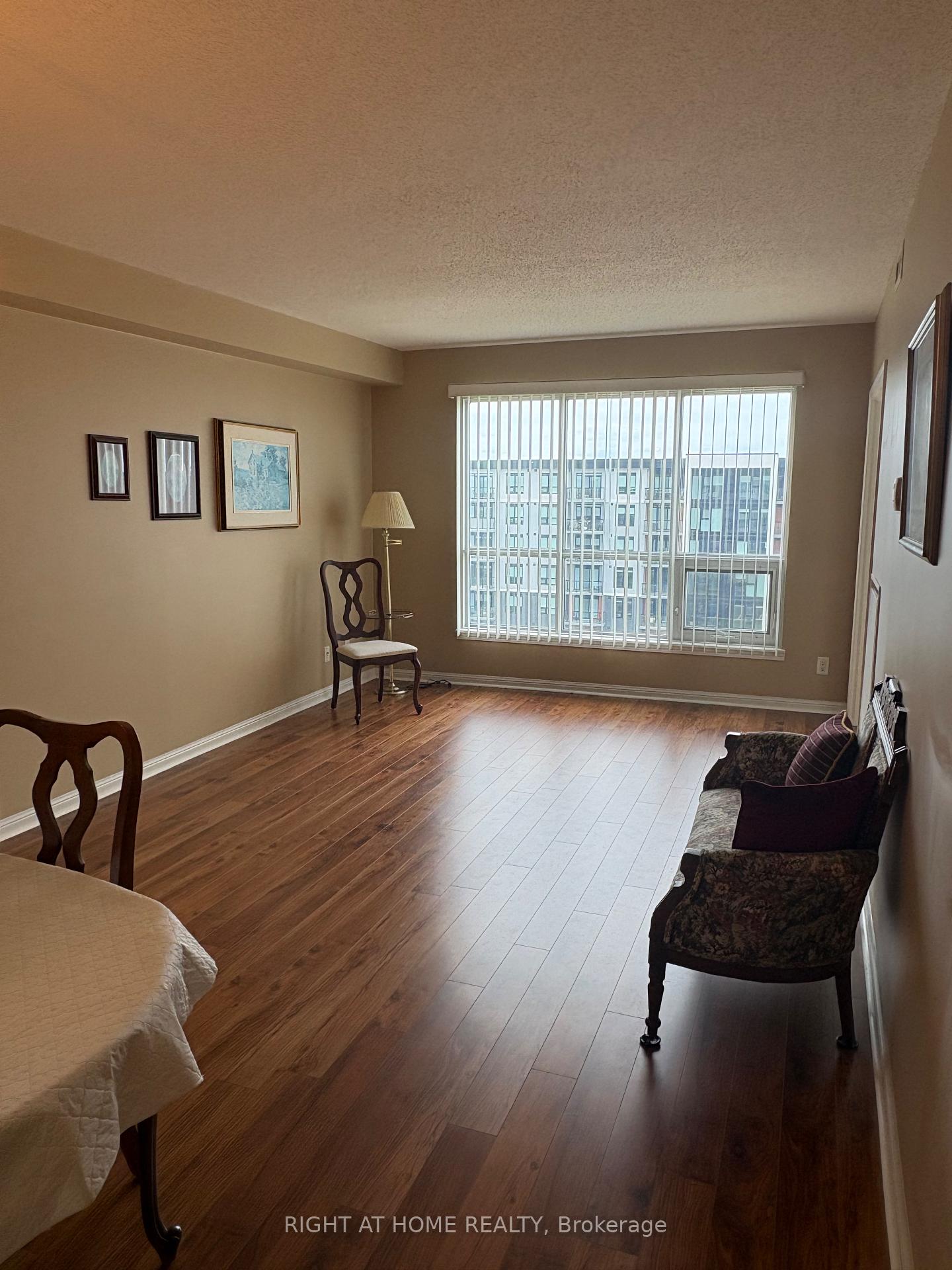 Photo 3 of Unit 509, 90 Dean Avenue, Barrie, Painswick South — HOMEH