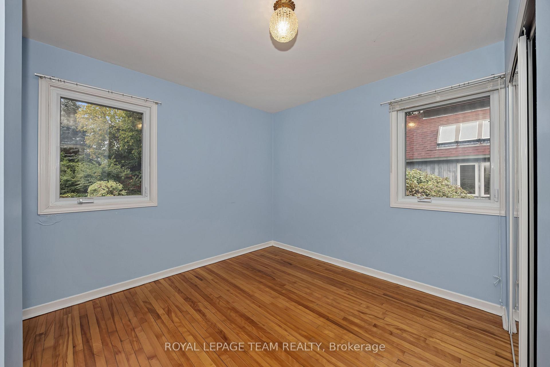 Photo 19 of 658 Tweedsmuir Avenue, Ottawa, Westboro/Hampton Park — HOMEH