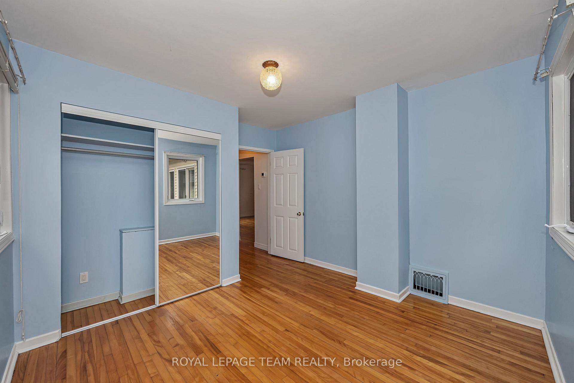 Photo 20 of 658 Tweedsmuir Avenue, Ottawa, Westboro/Hampton Park — HOMEH