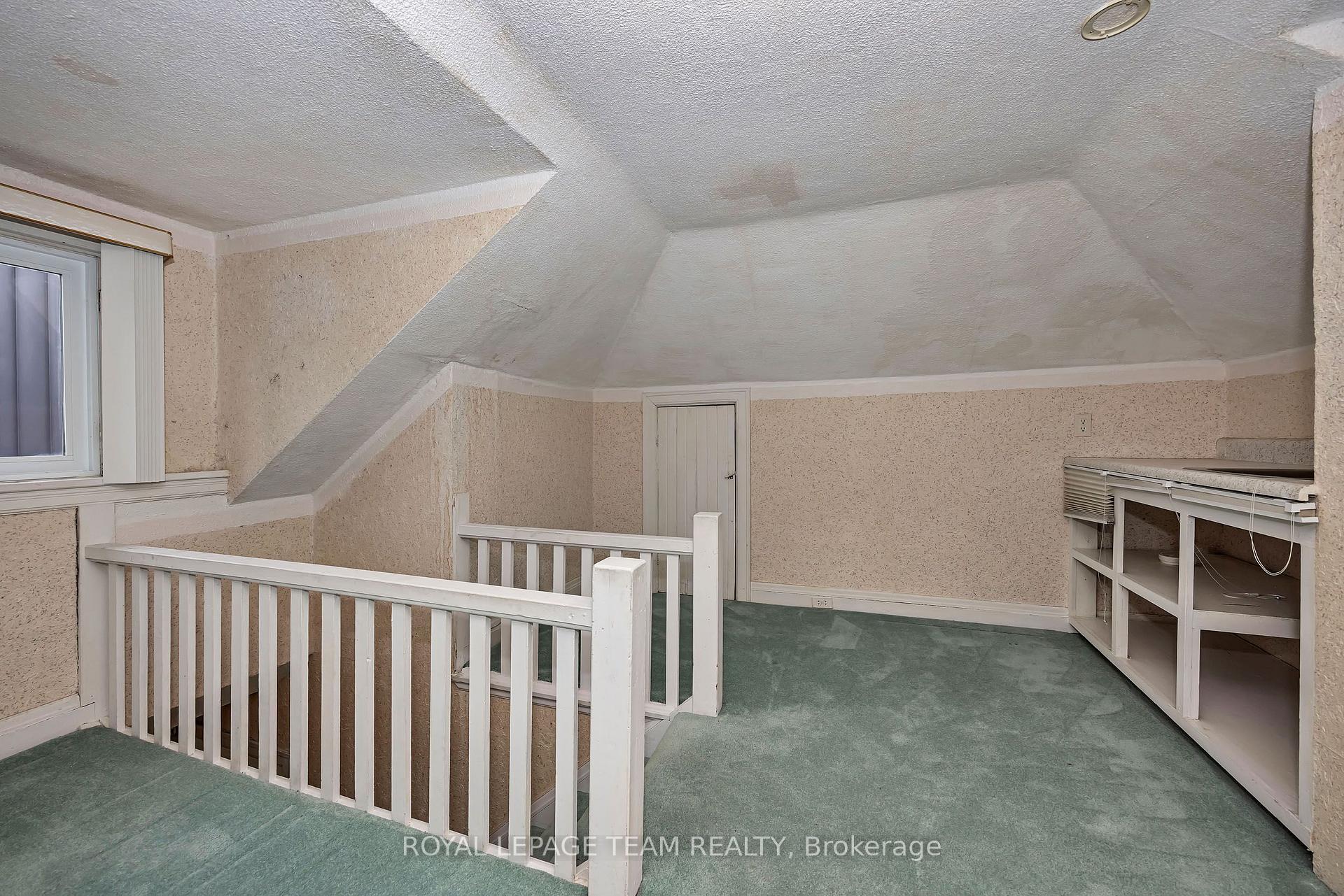 Photo 24 of 658 Tweedsmuir Avenue, Ottawa, Westboro/Hampton Park — HOMEH