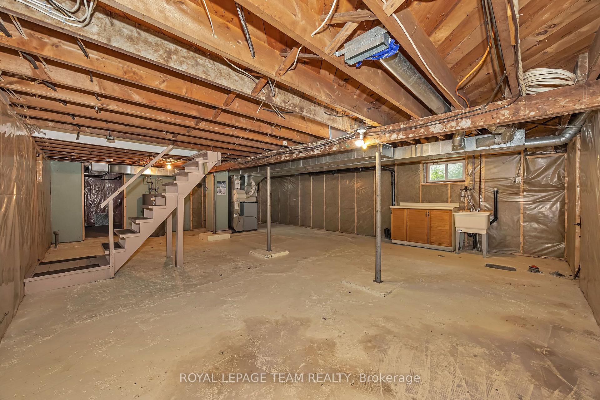 Photo 29 of 658 Tweedsmuir Avenue, Ottawa, Westboro/Hampton Park — HOMEH