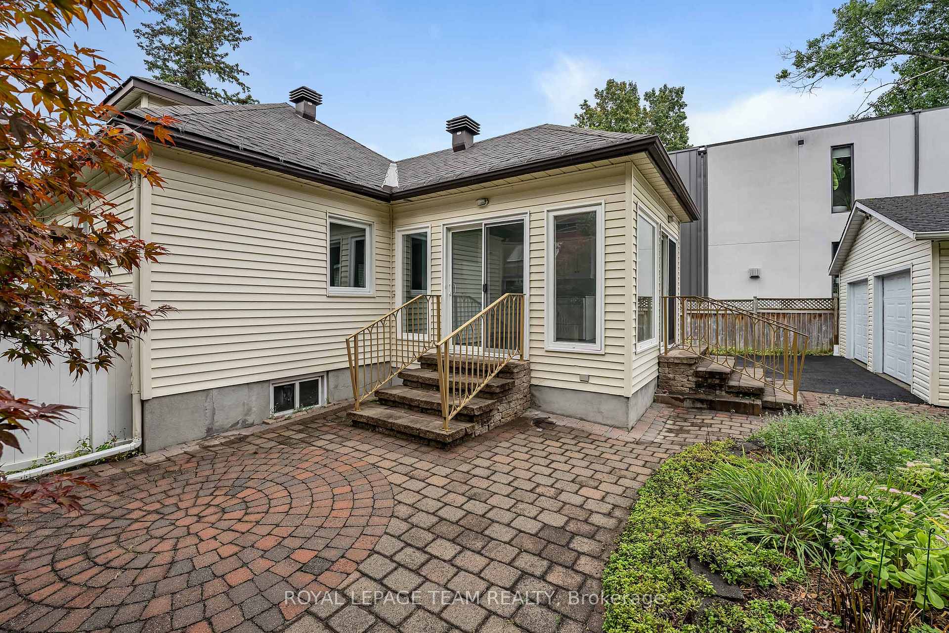 Photo 30 of 658 Tweedsmuir Avenue, Ottawa, Westboro/Hampton Park — HOMEH