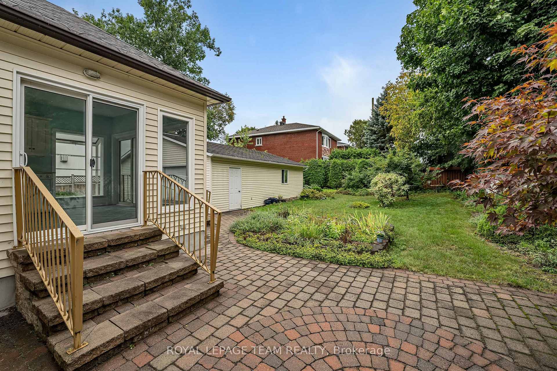 Photo 31 of 658 Tweedsmuir Avenue, Ottawa, Westboro/Hampton Park — HOMEH