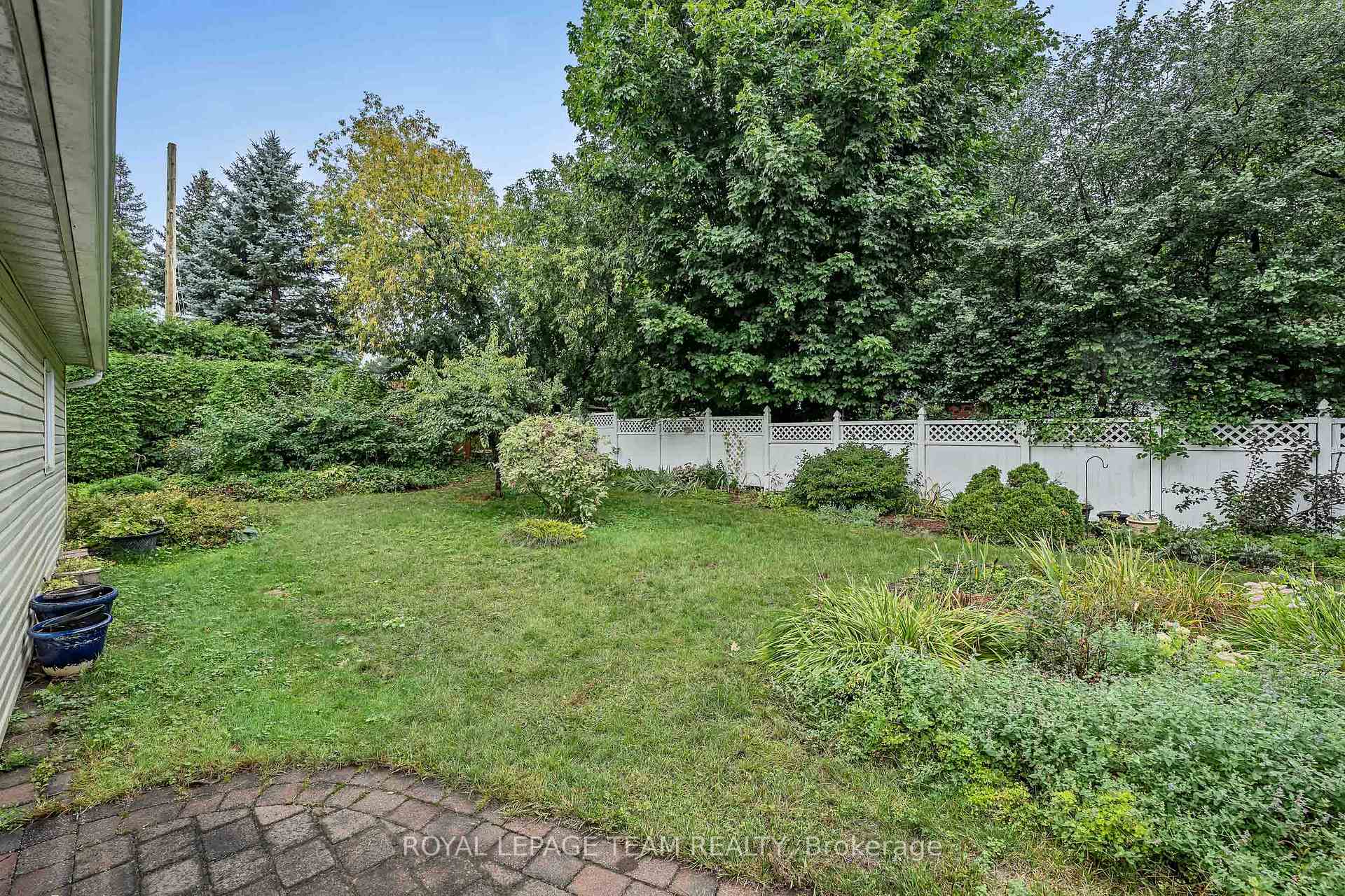 Photo 34 of 658 Tweedsmuir Avenue, Ottawa, Westboro/Hampton Park — HOMEH