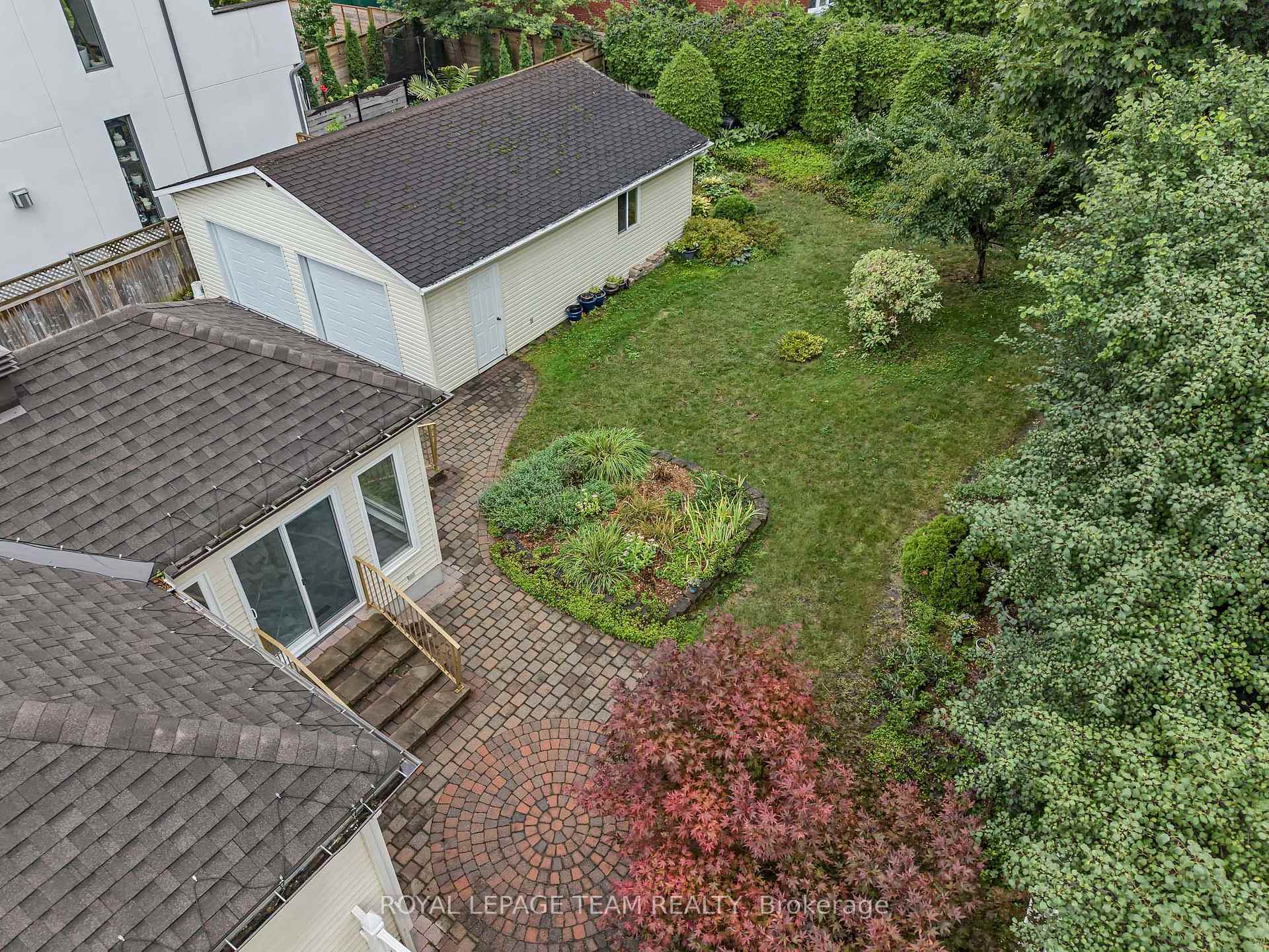 Photo 38 of 658 Tweedsmuir Avenue, Ottawa, Westboro/Hampton Park — HOMEH