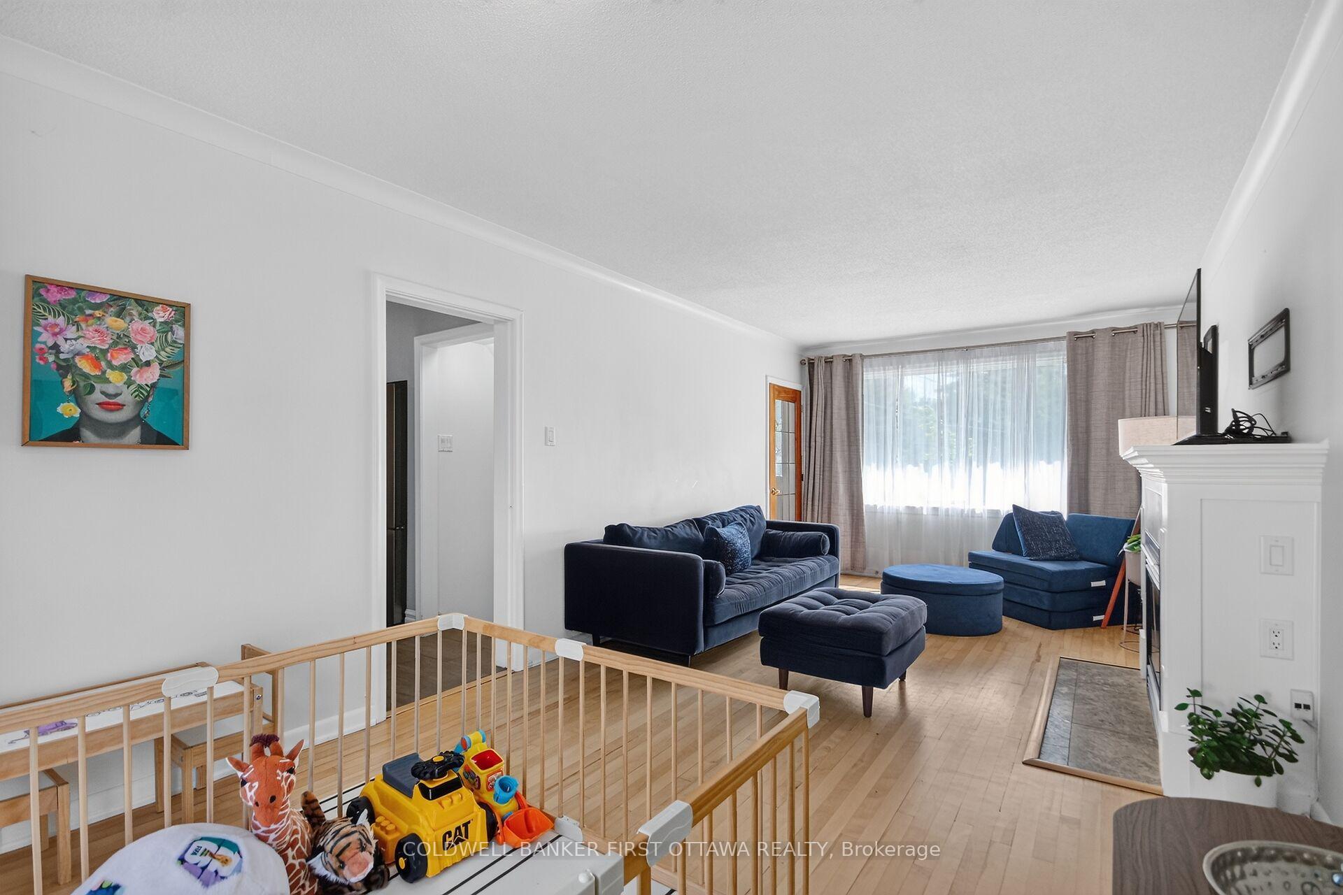 Photo 10 of 779 Halstead Street, Ottawa, Elmvale Acres — HOMEH