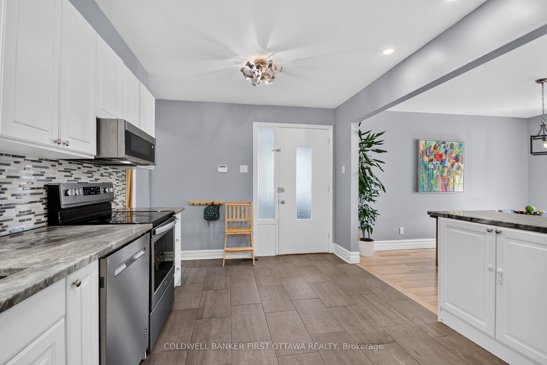 Photo 13 of 779 Halstead Street, Ottawa, Elmvale Acres — HOMEH