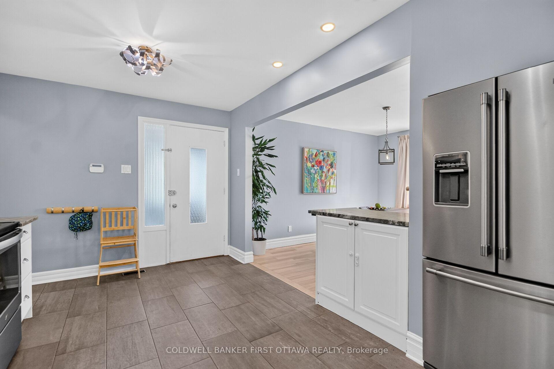 Photo 14 of 779 Halstead Street, Ottawa, Elmvale Acres — HOMEH