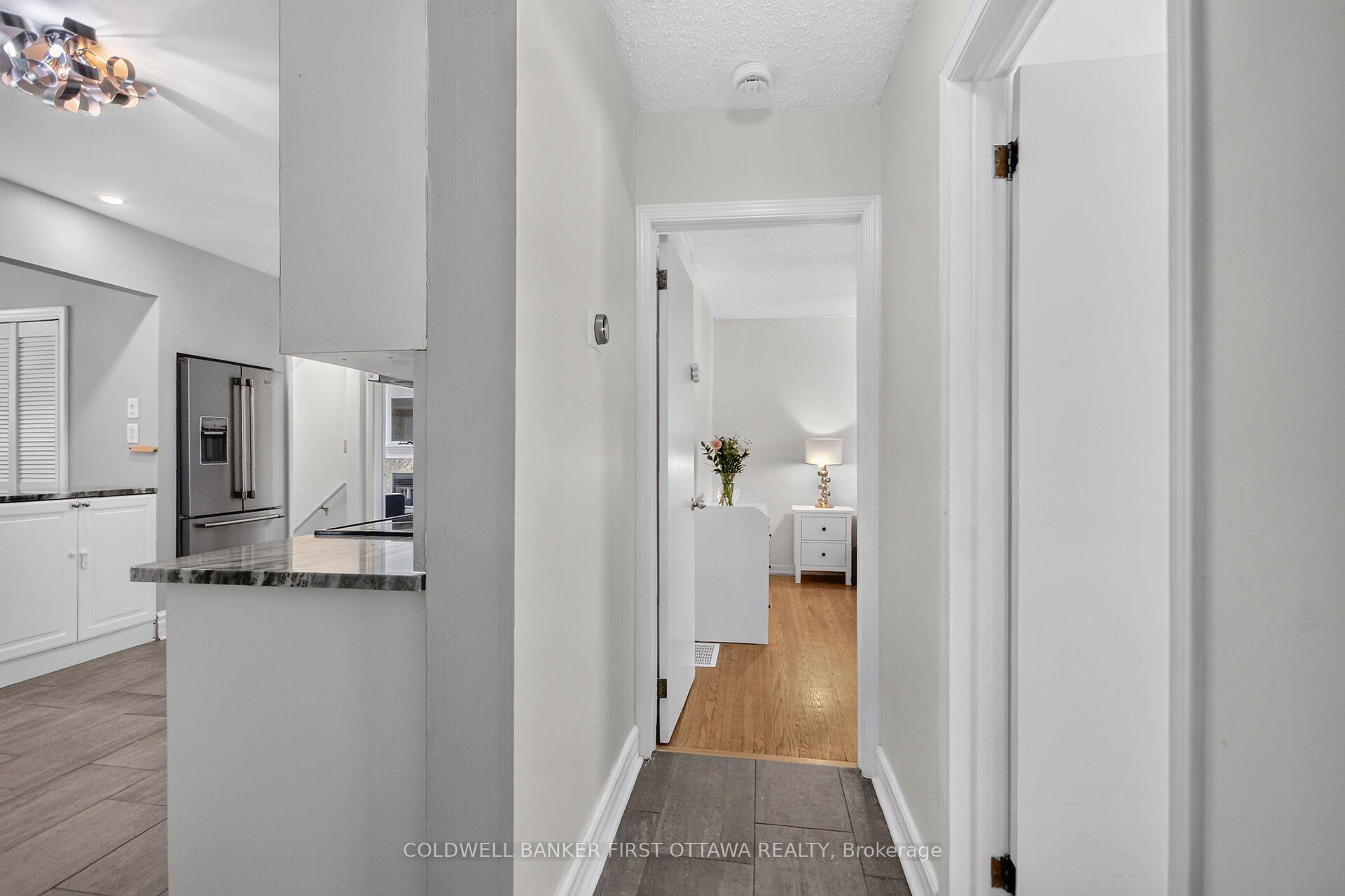 Photo 24 of 779 Halstead Street, Ottawa, Elmvale Acres — HOMEH