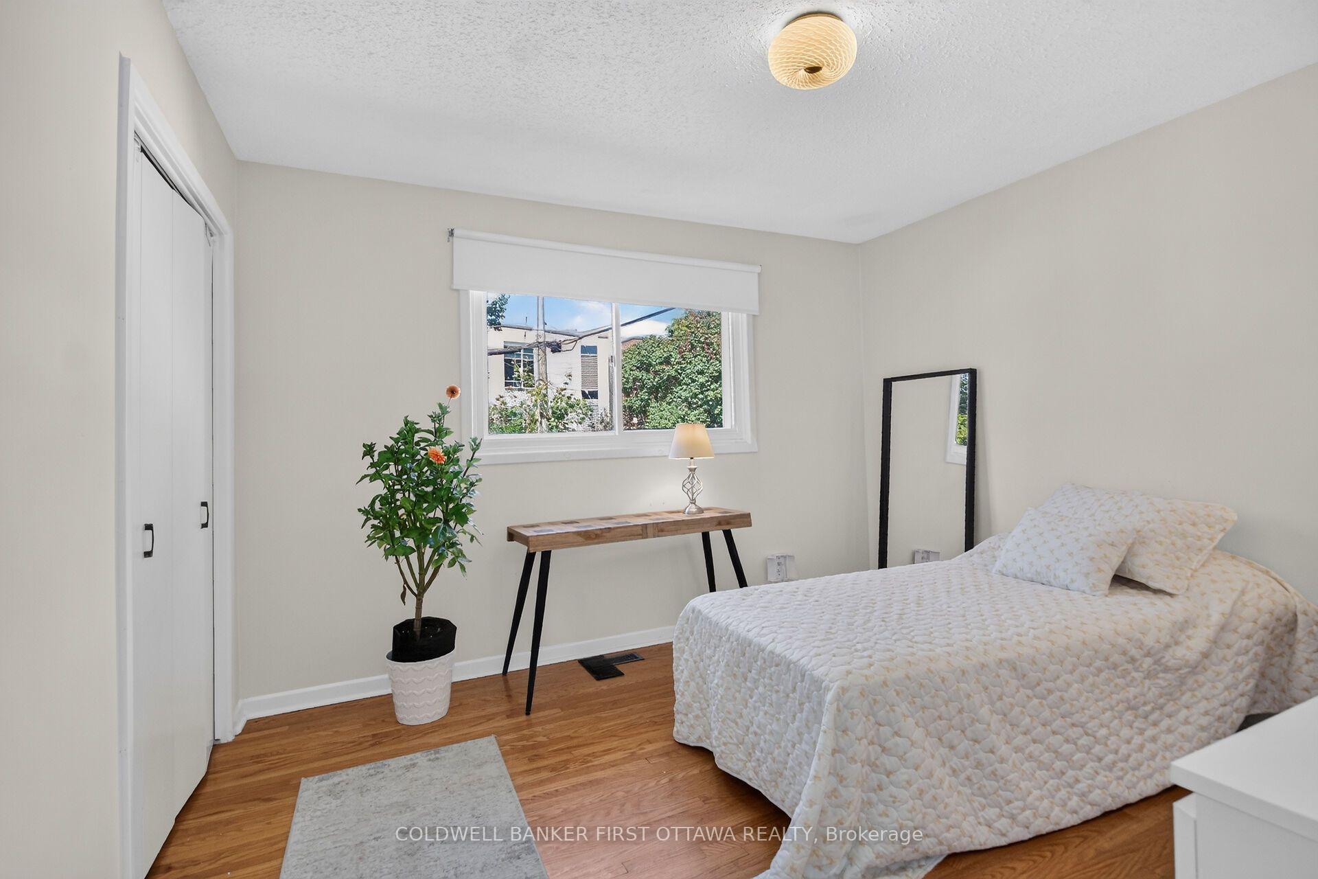 Photo 28 of 779 Halstead Street, Ottawa, Elmvale Acres — HOMEH