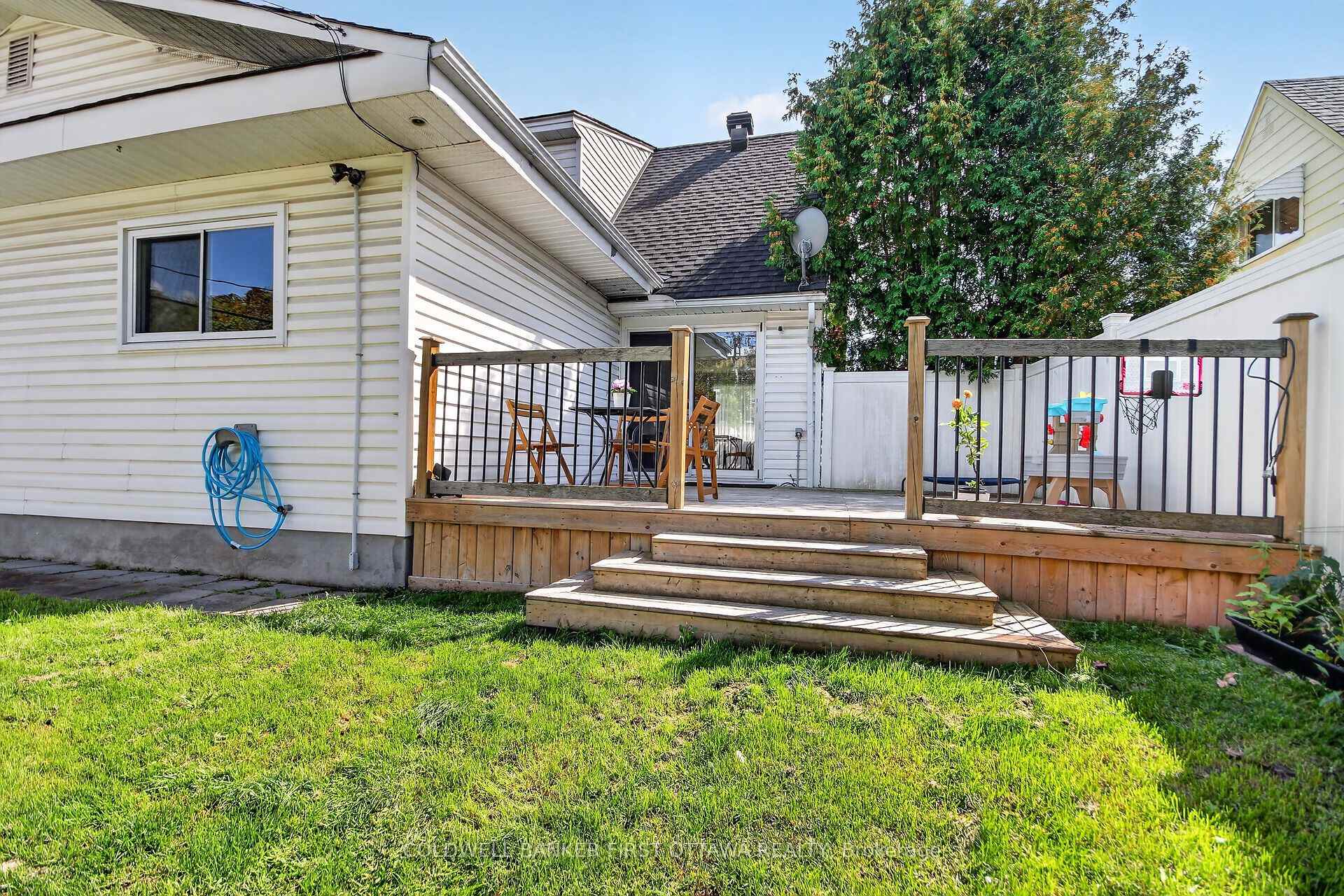Photo 47 of 779 Halstead Street, Ottawa, Elmvale Acres — HOMEH