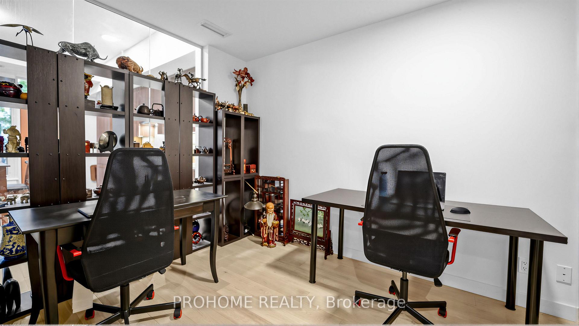 Photo 15 of Unit 111, 27 McMahon Drive, North York, Bayview Village — HOMEH