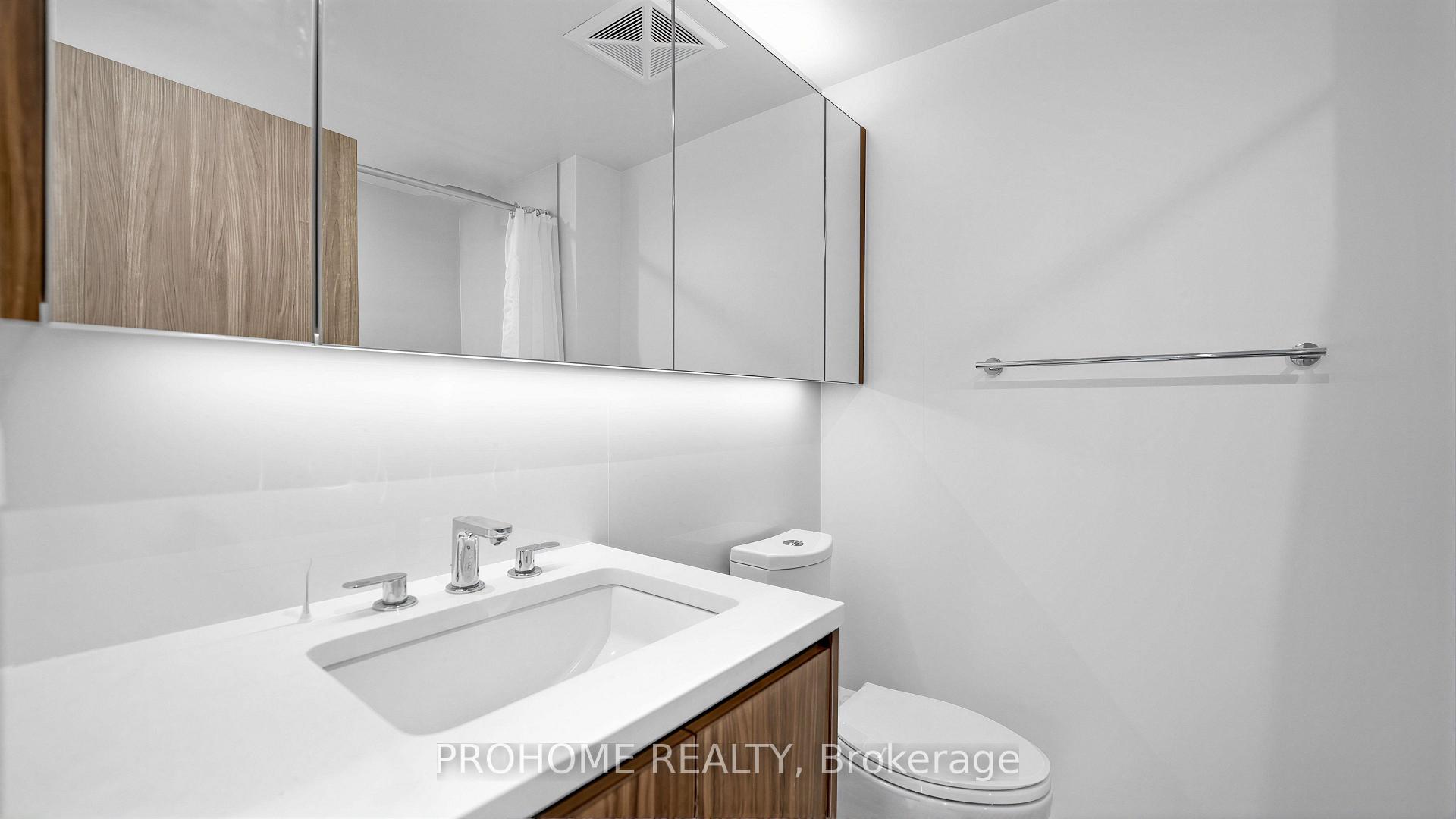 Photo 21 of Unit 111, 27 McMahon Drive, North York, Bayview Village — HOMEH