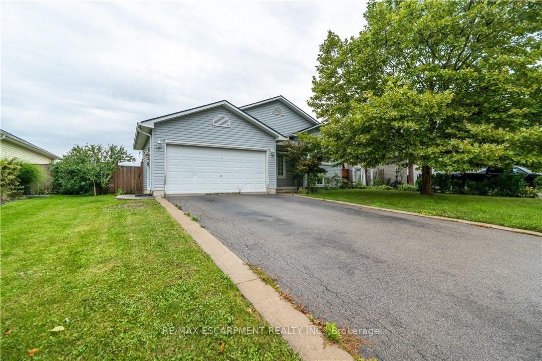 Photo 4 of 25 Donna Drive, Haldimand — HOMEH