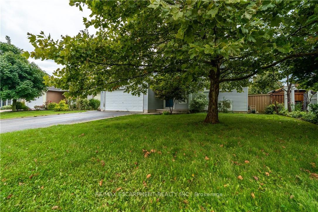 Photo 5 of 25 Donna Drive, Haldimand — HOMEH