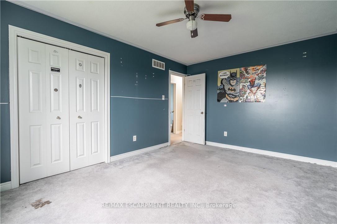 Photo 13 of 25 Donna Drive, Haldimand — HOMEH