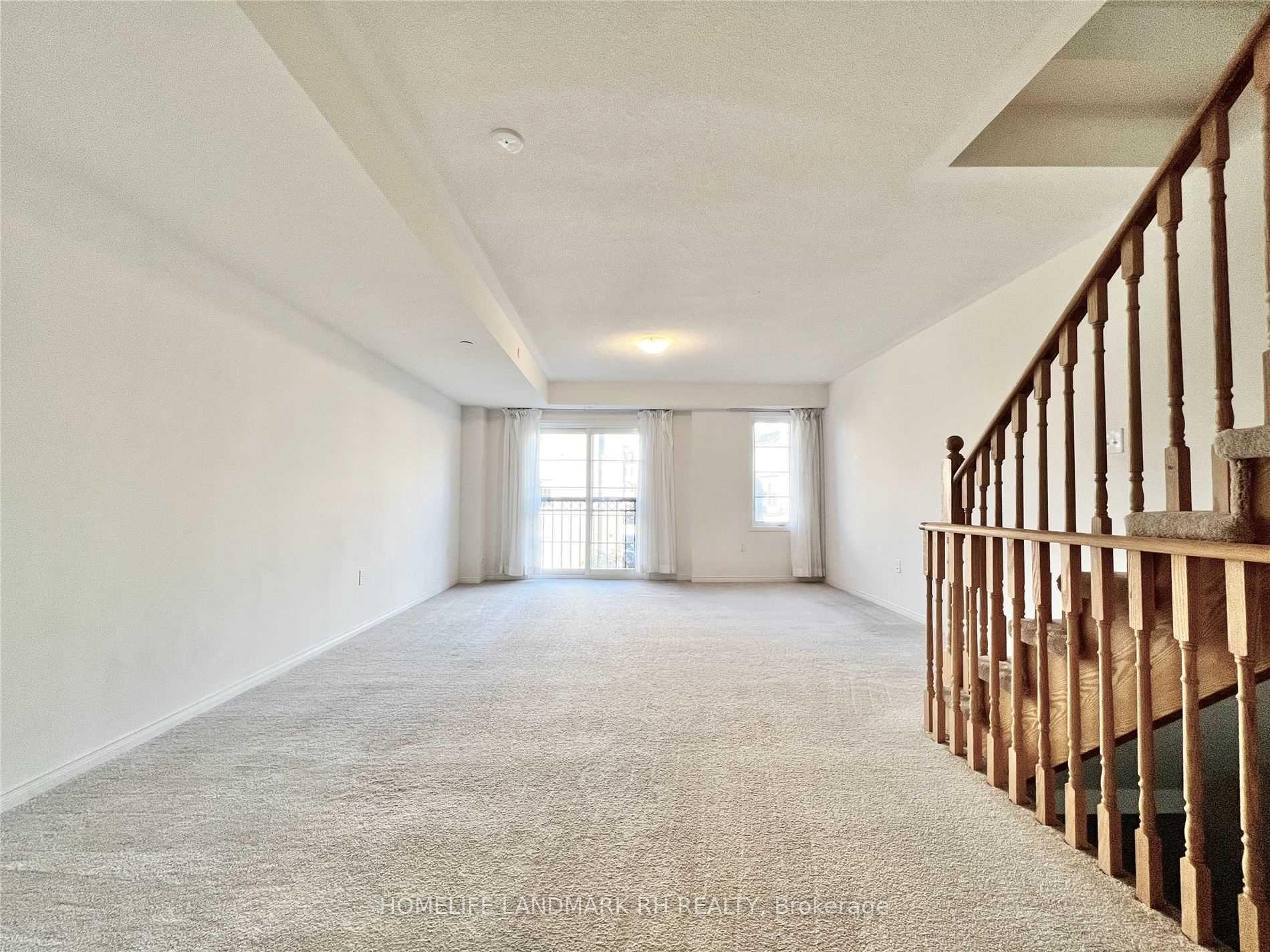 Photo 5 of 2633 Eaglesham Path, Oshawa, Windfields — HOMEH