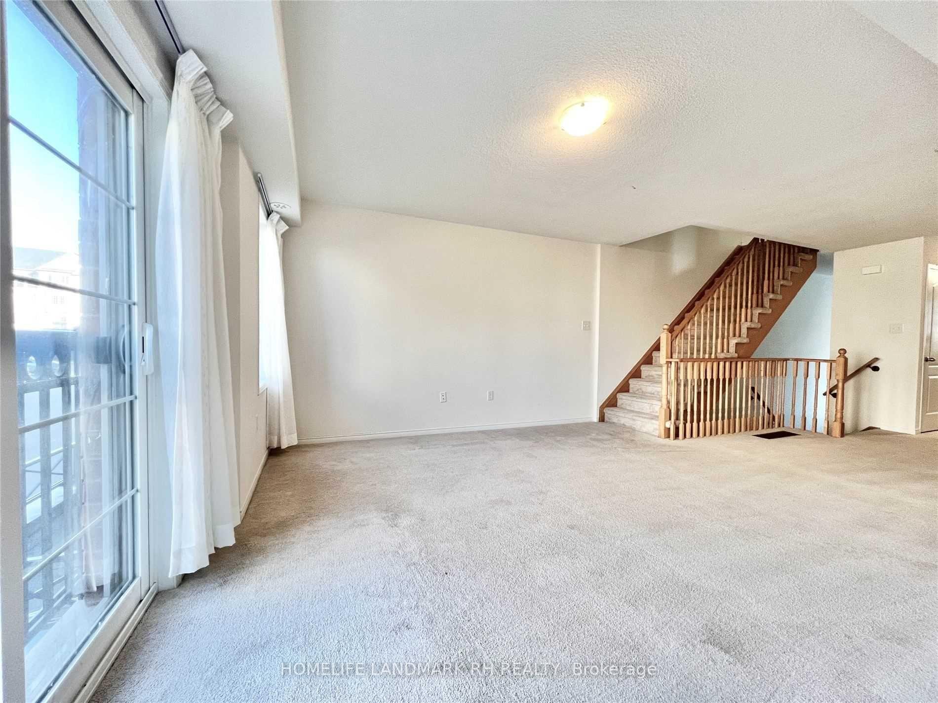 Photo 6 of 2633 Eaglesham Path, Oshawa, Windfields — HOMEH