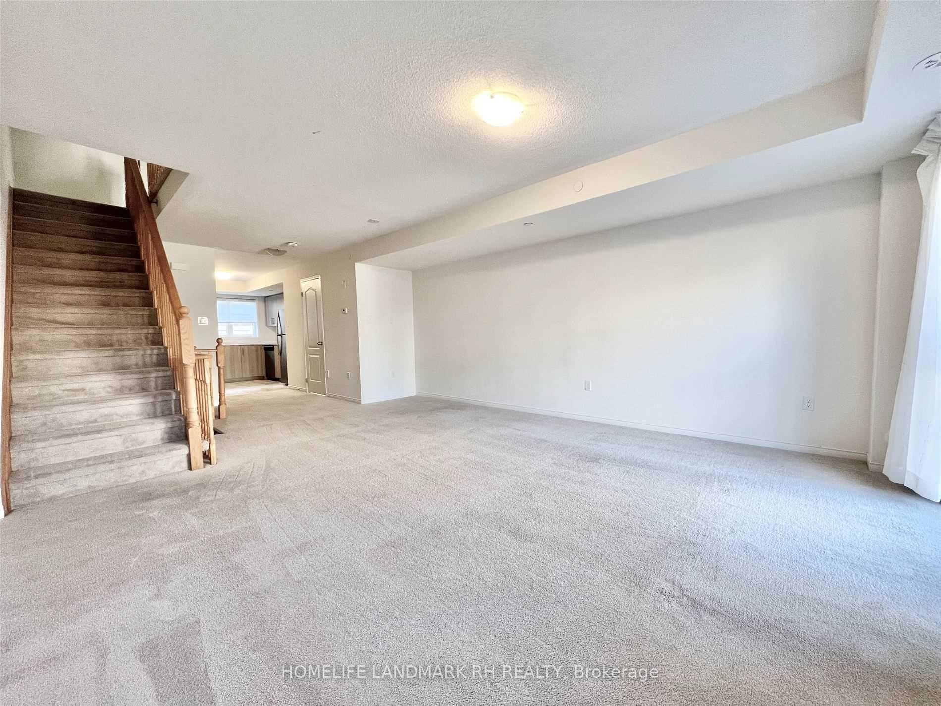 Photo 8 of 2633 Eaglesham Path, Oshawa, Windfields — HOMEH
