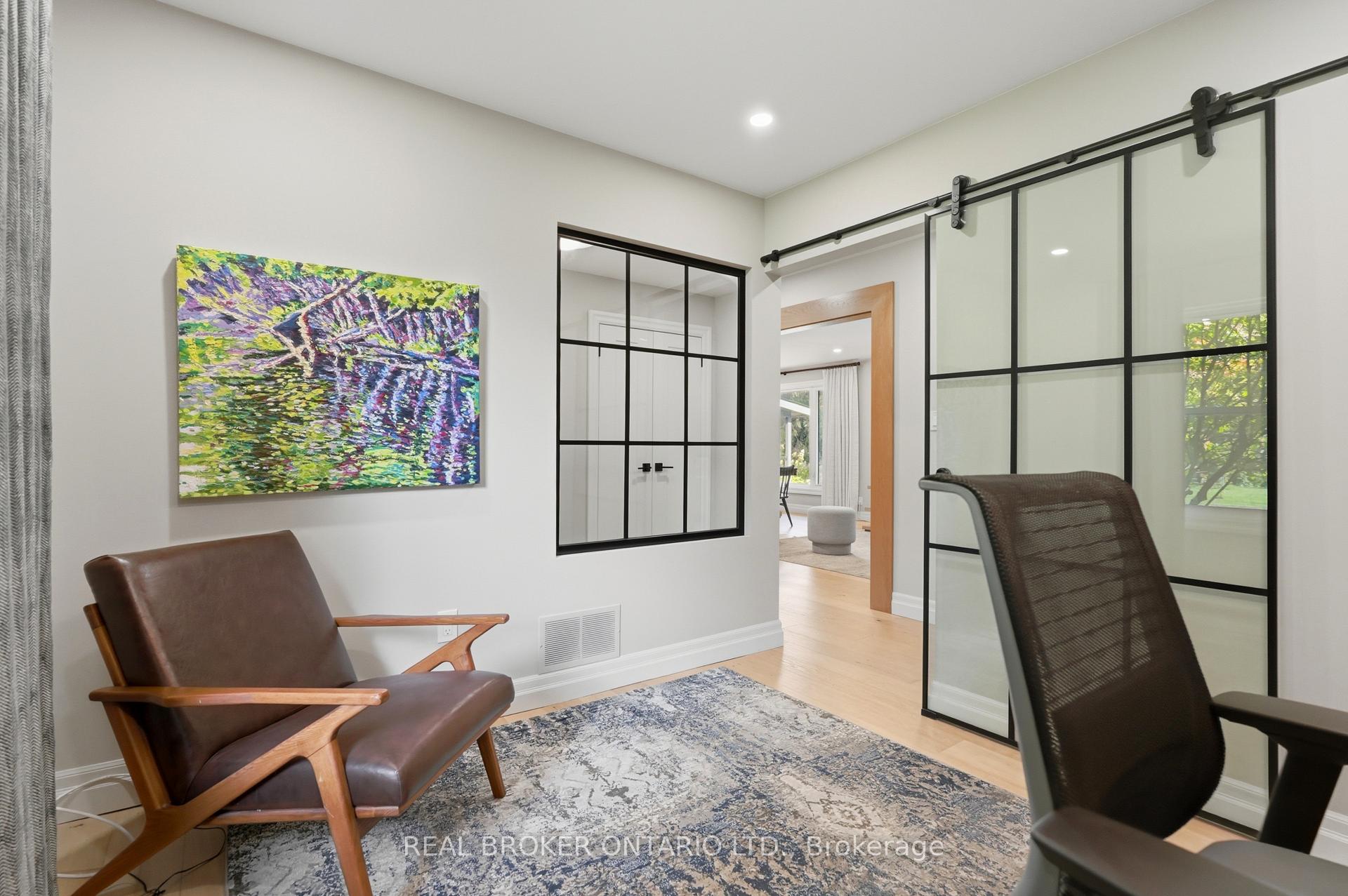 Photo 9 of 54 Mayfair Avenue, Hamilton, Dundas — HOMEH