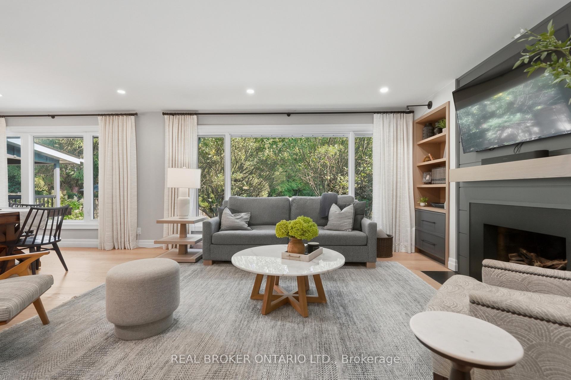 Photo 13 of 54 Mayfair Avenue, Hamilton, Dundas — HOMEH