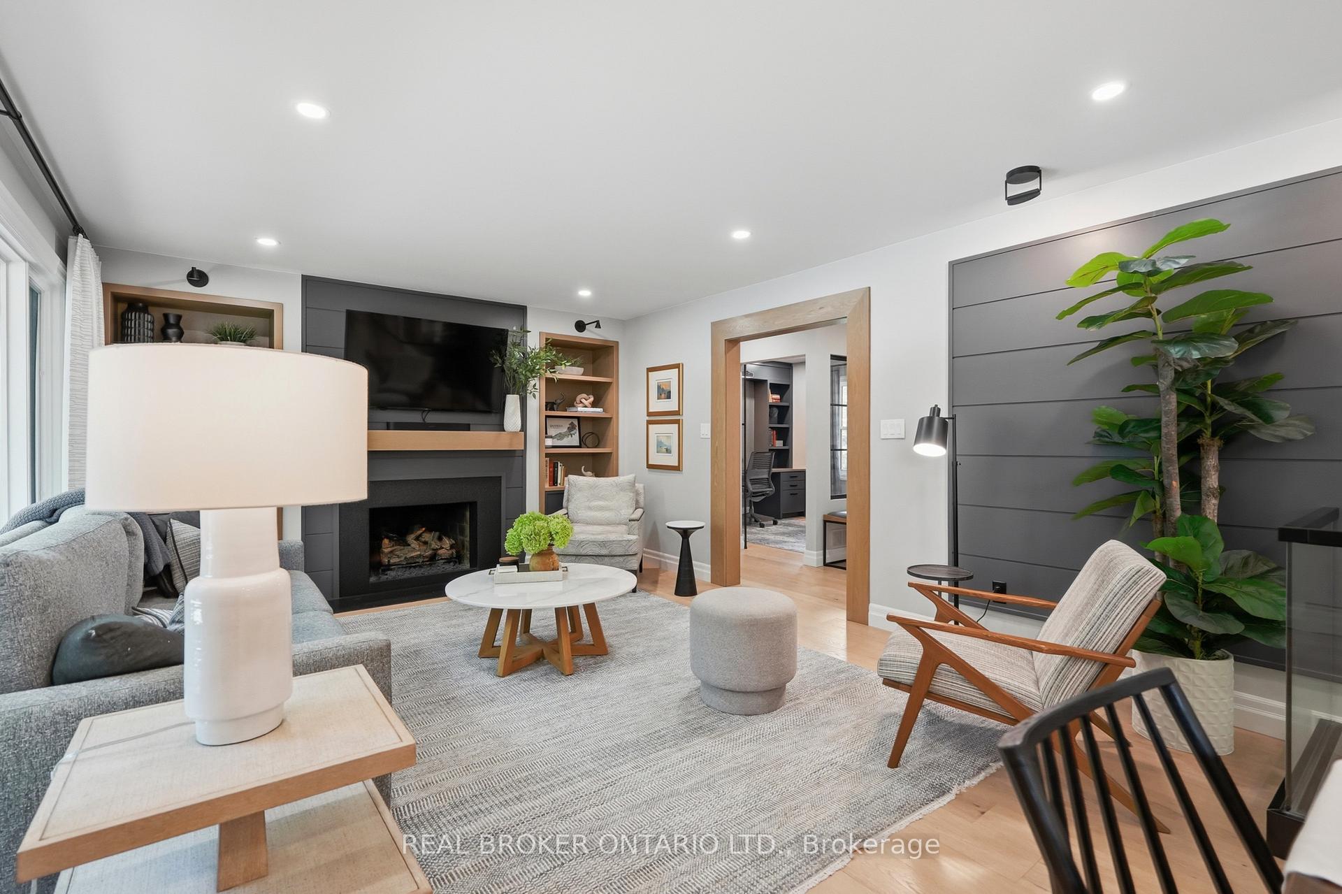 Photo 17 of 54 Mayfair Avenue, Hamilton, Dundas — HOMEH