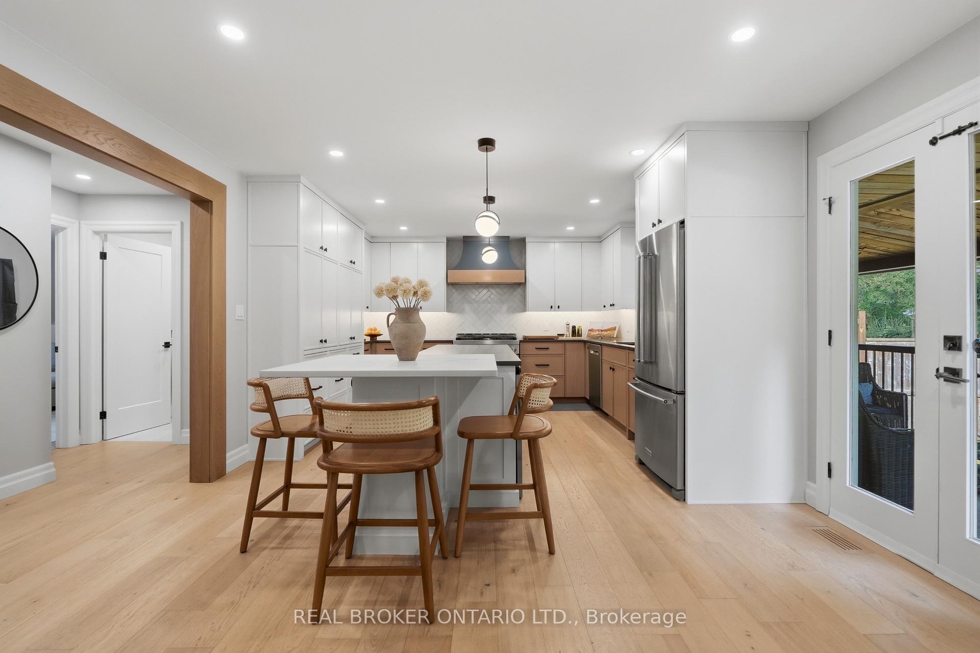 Photo 23 of 54 Mayfair Avenue, Hamilton, Dundas — HOMEH