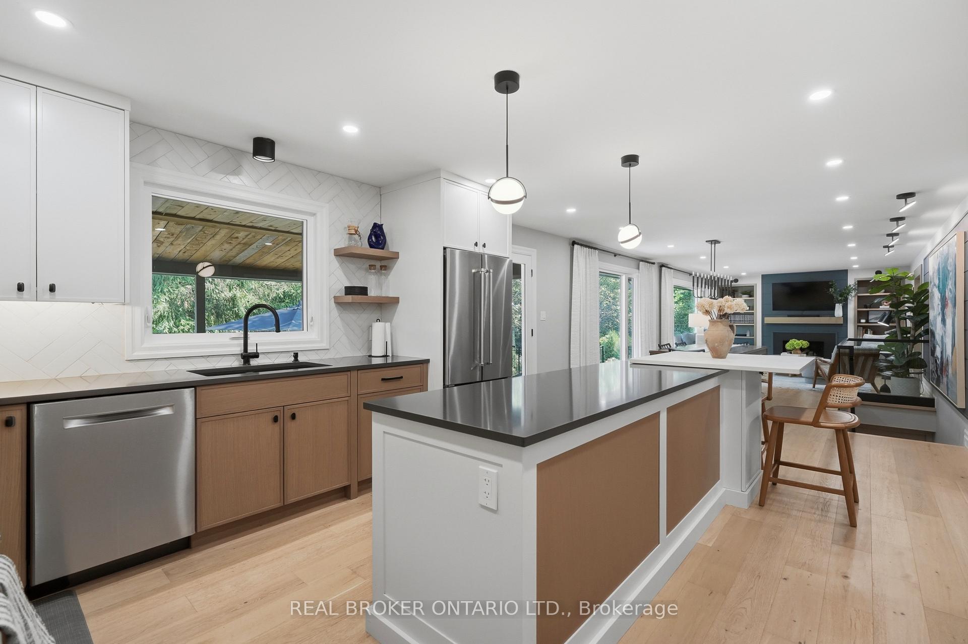 Photo 26 of 54 Mayfair Avenue, Hamilton, Dundas — HOMEH