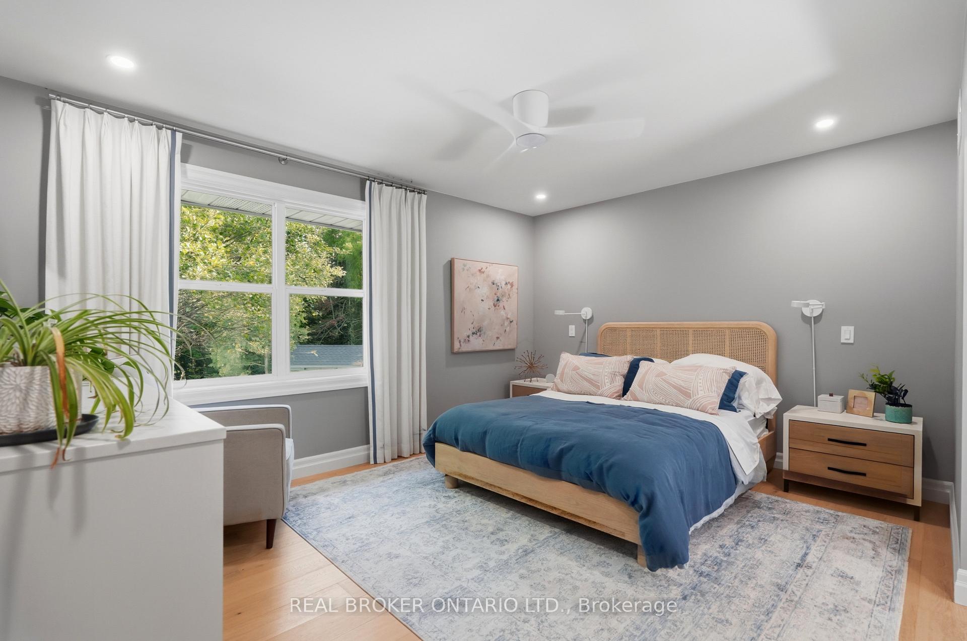 Photo 28 of 54 Mayfair Avenue, Hamilton, Dundas — HOMEH