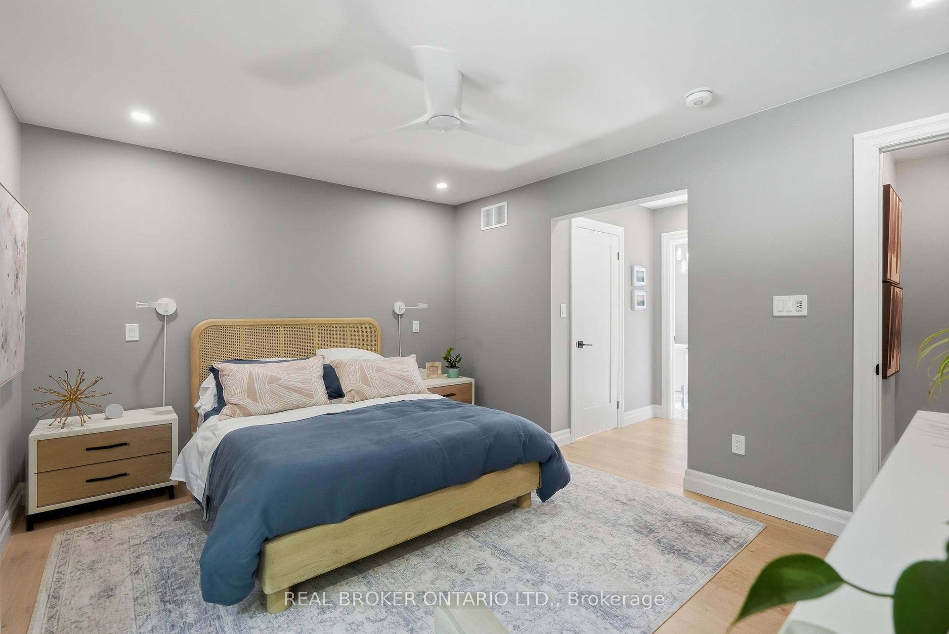 Photo 29 of 54 Mayfair Avenue, Hamilton, Dundas — HOMEH