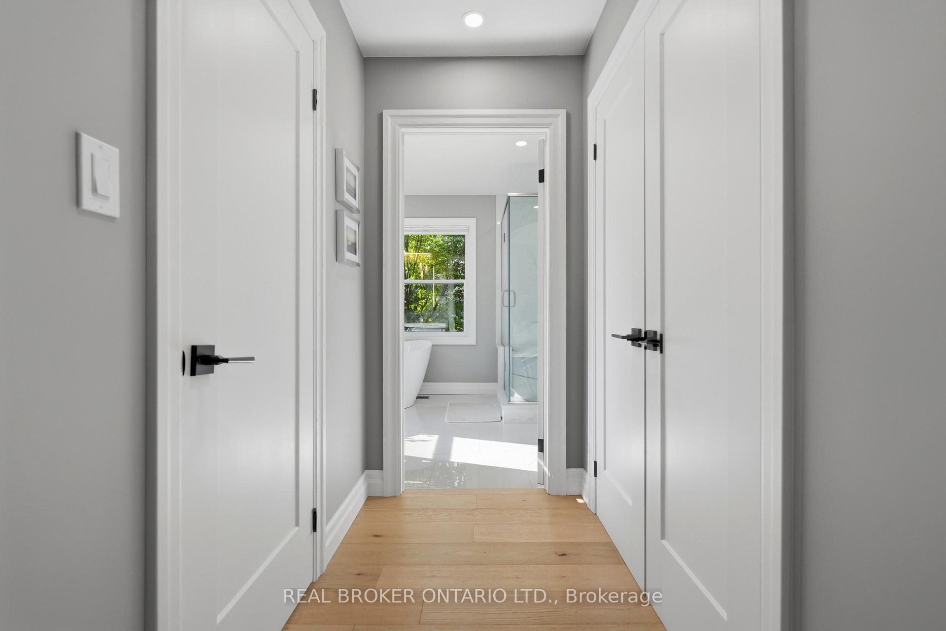 Photo 31 of 54 Mayfair Avenue, Hamilton, Dundas — HOMEH