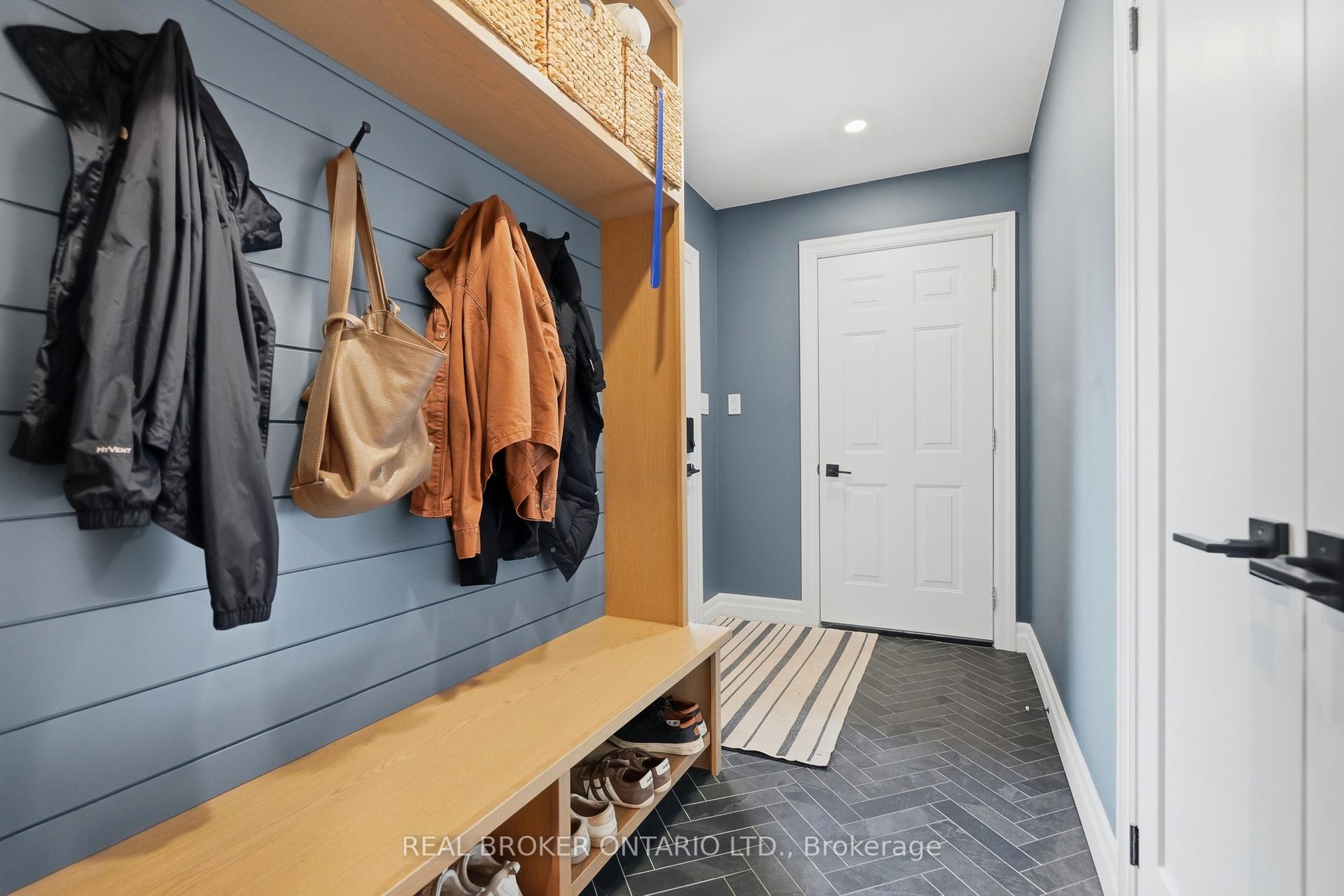 Photo 36 of 54 Mayfair Avenue, Hamilton, Dundas — HOMEH