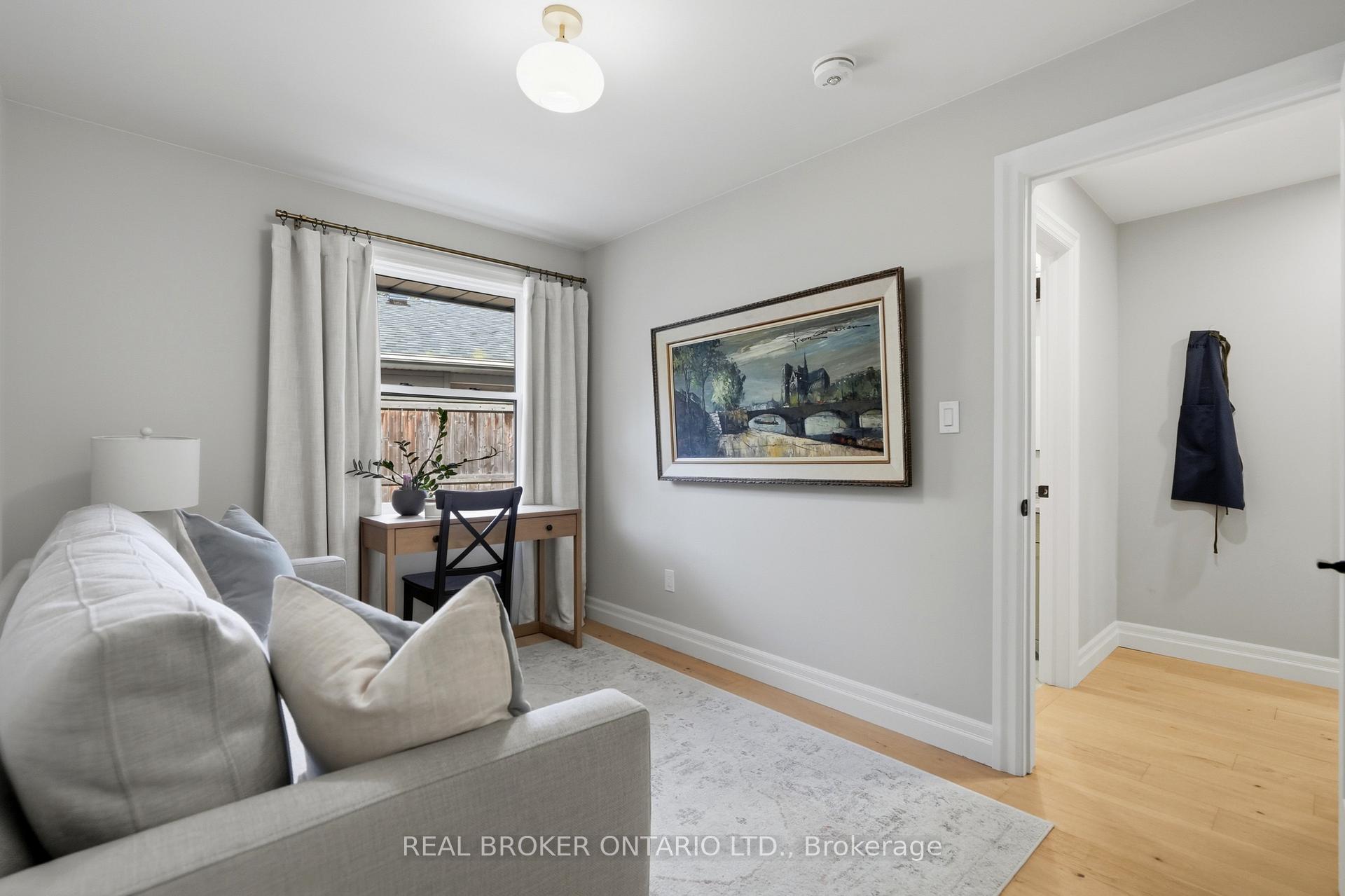 Photo 39 of 54 Mayfair Avenue, Hamilton, Dundas — HOMEH