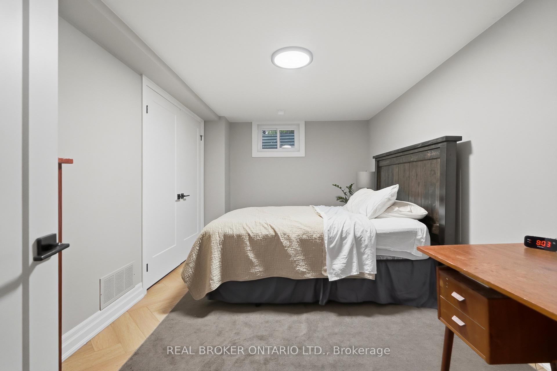 Photo 45 of 54 Mayfair Avenue, Hamilton, Dundas — HOMEH