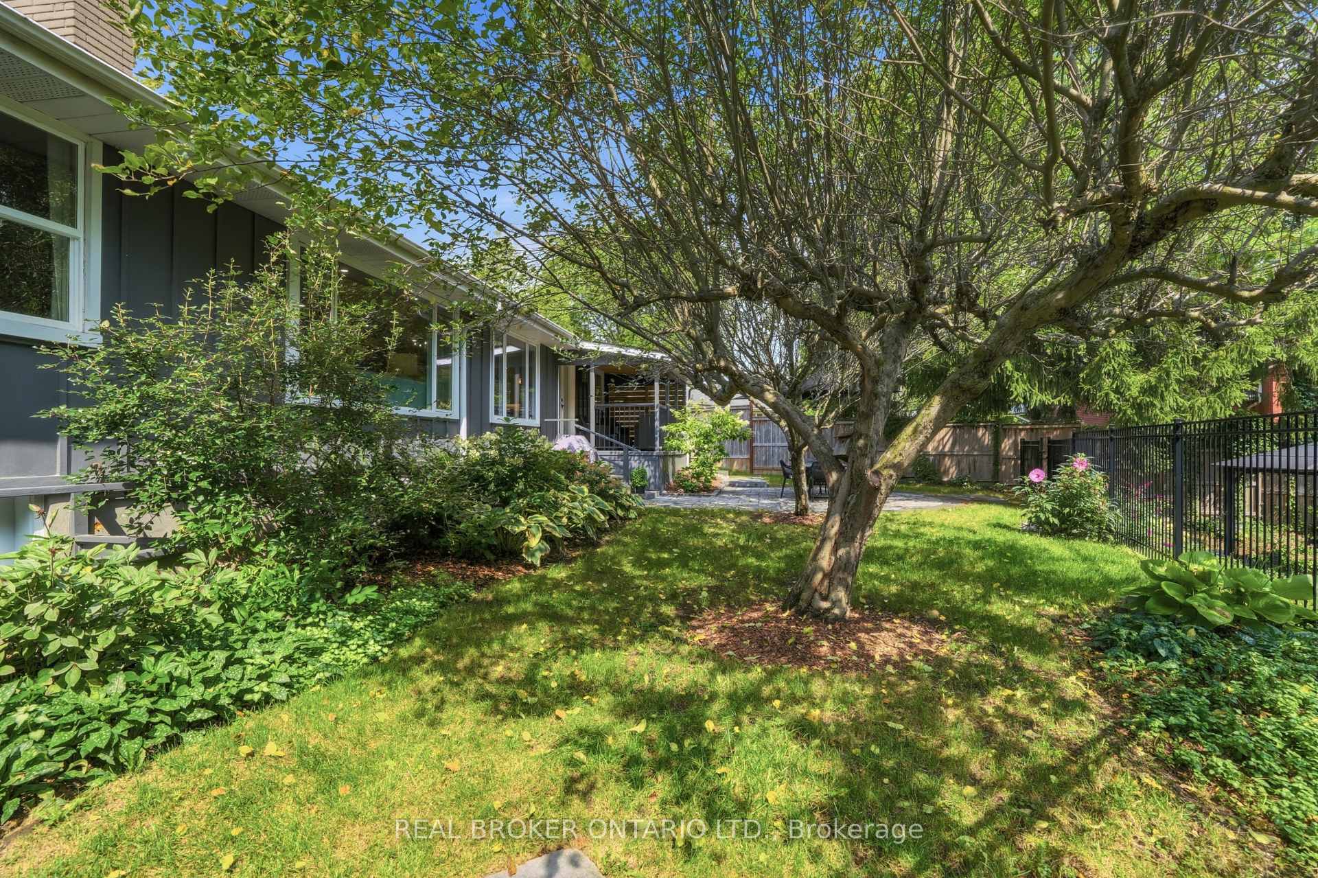 Photo 62 of 54 Mayfair Avenue, Hamilton, Dundas — HOMEH