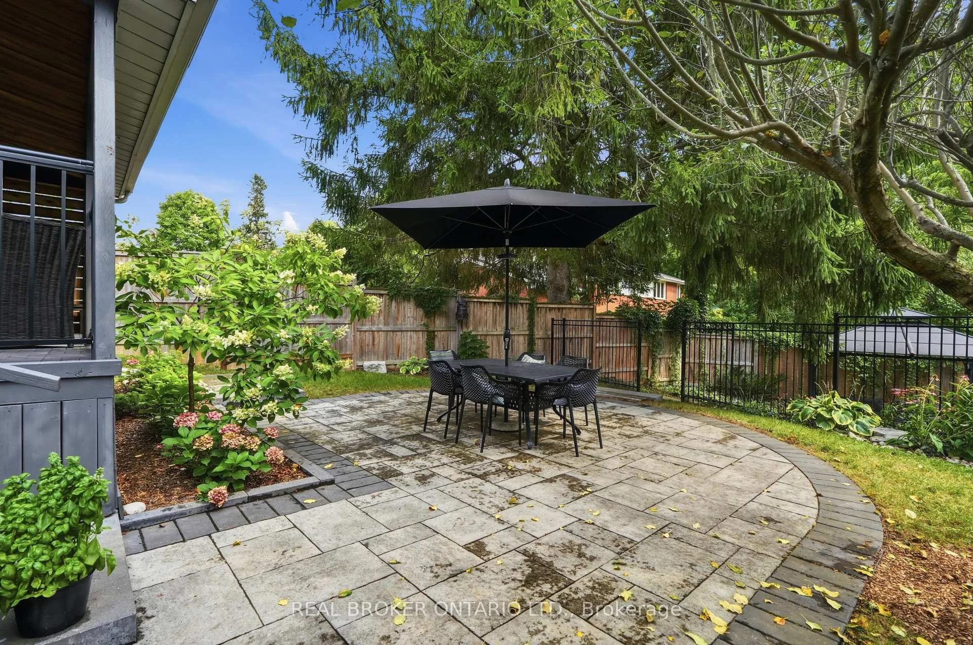 Photo 56 of 54 Mayfair Avenue, Hamilton, Dundas — HOMEH