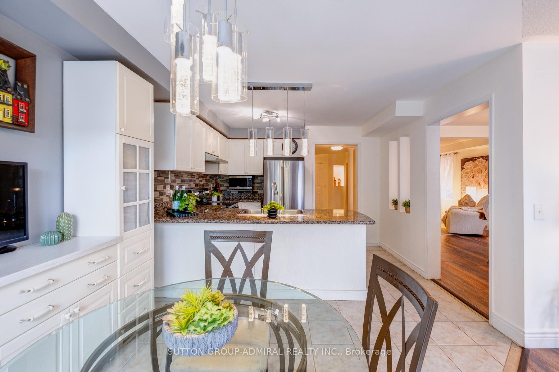 Photo 13 of 43 Crestridge Drive, Caledon, Bolton North — HOMEH