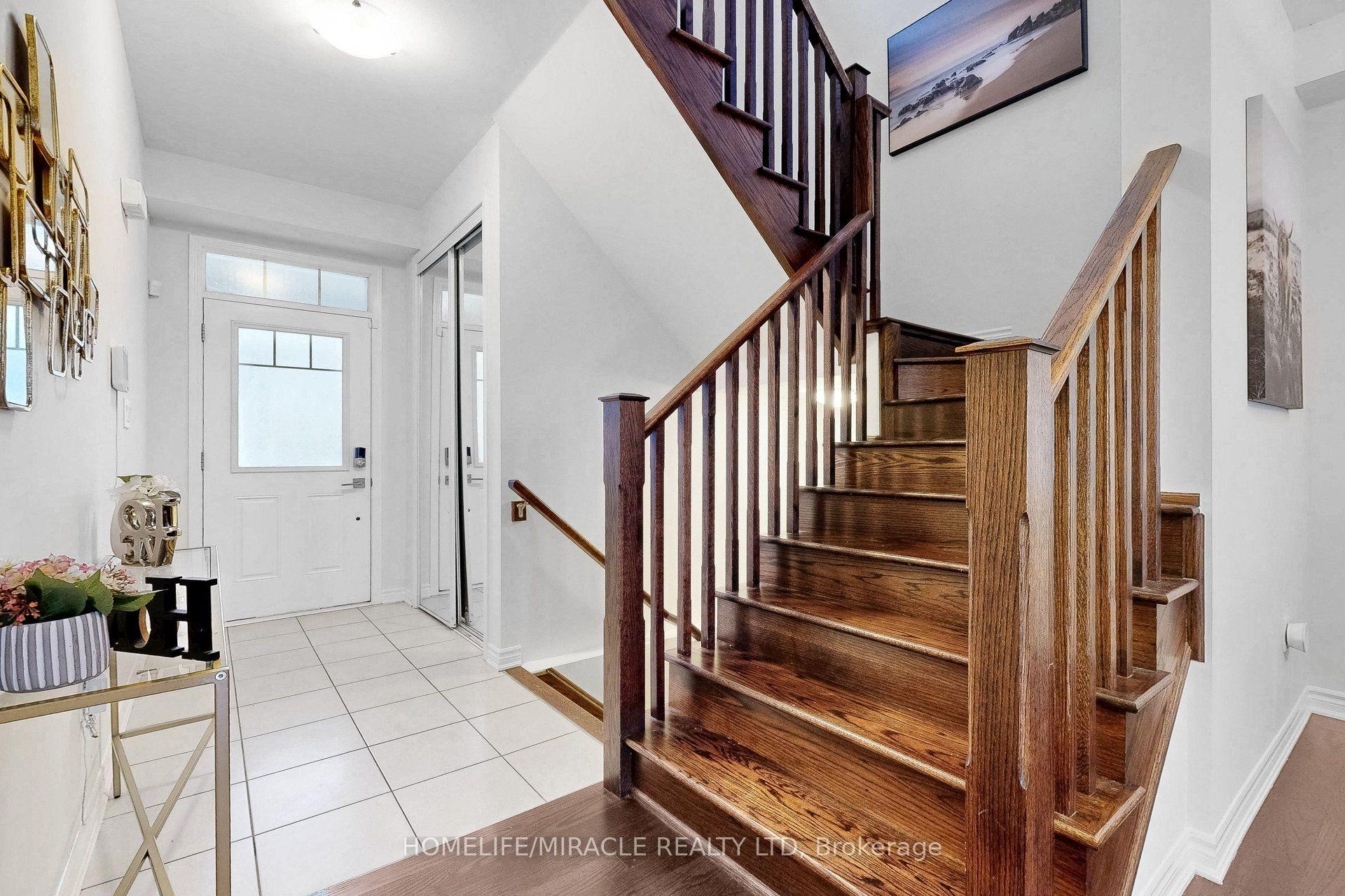 Photo 7 of 99 Leiterman Drive, Milton, Willmott — HOMEH