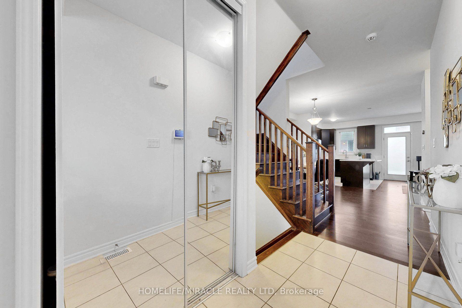 Photo 8 of 99 Leiterman Drive, Milton, Willmott — HOMEH
