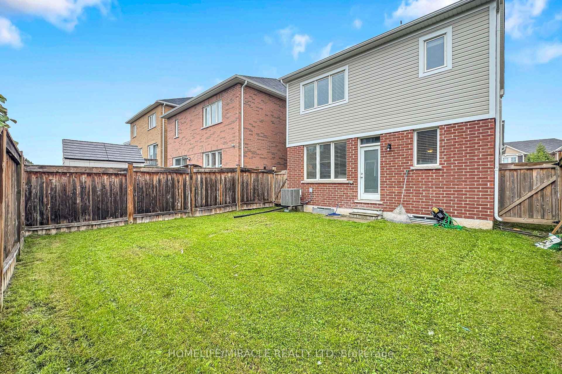 Photo 47 of 99 Leiterman Drive, Milton, Willmott — HOMEH