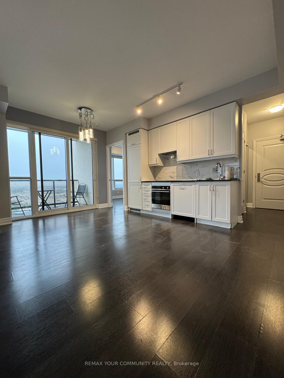Photo 3 of Unit 1409, 9085 Jane Street, Vaughan, Concord — HOMEH