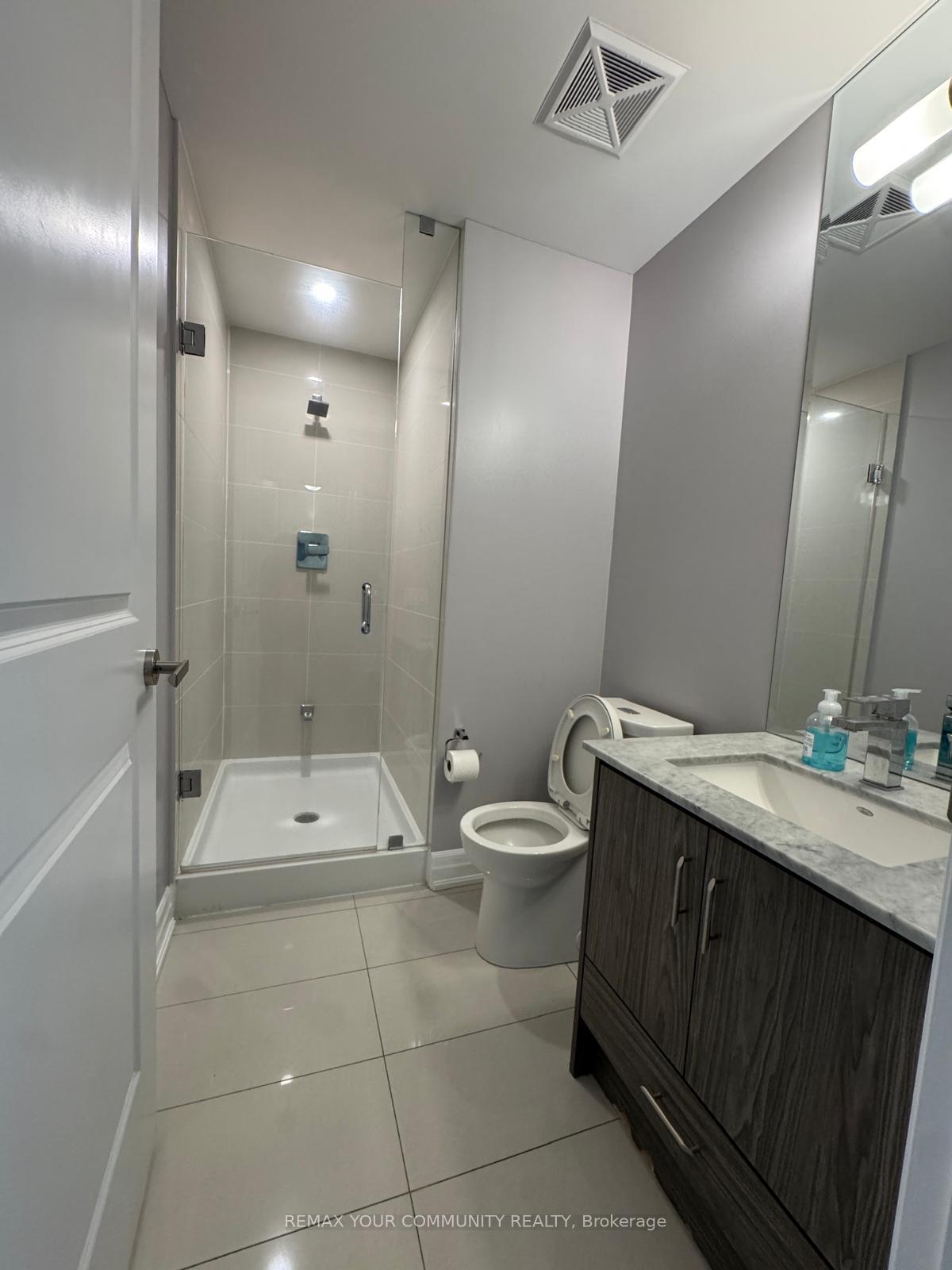 Photo 7 of Unit 1409, 9085 Jane Street, Vaughan, Concord — HOMEH
